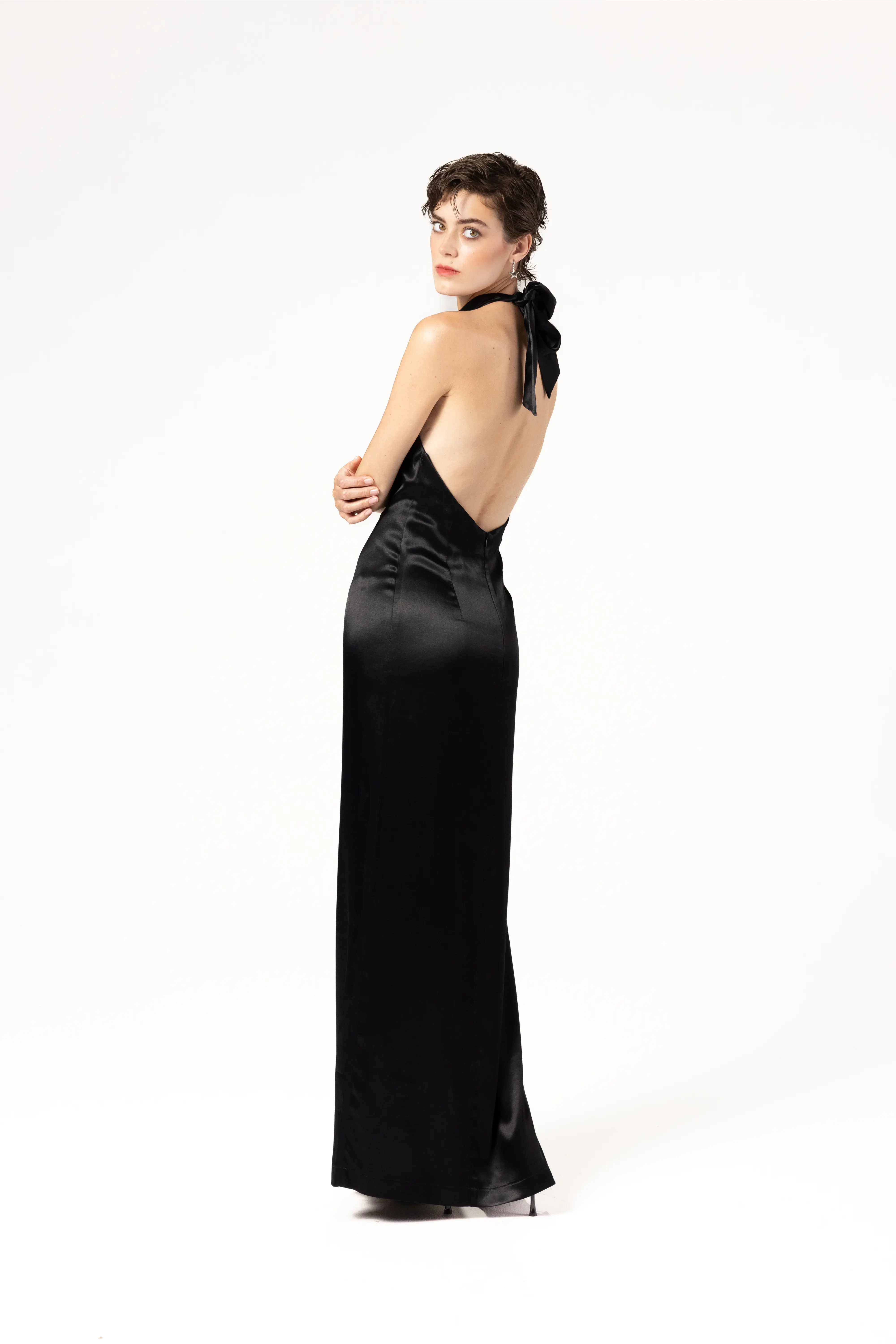 Satin viscose maxi dress with an open back
