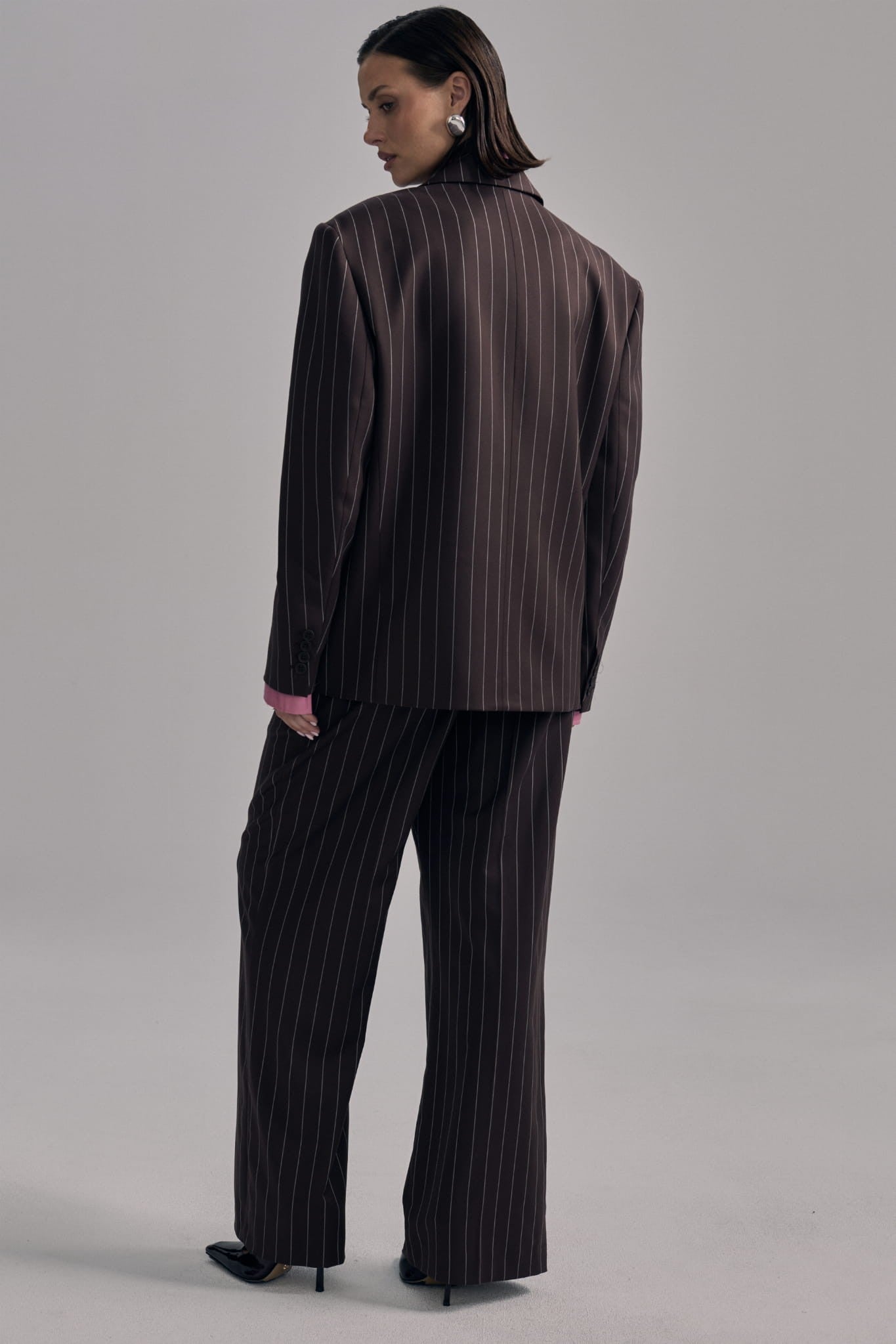 Brown Tennis suit image 3