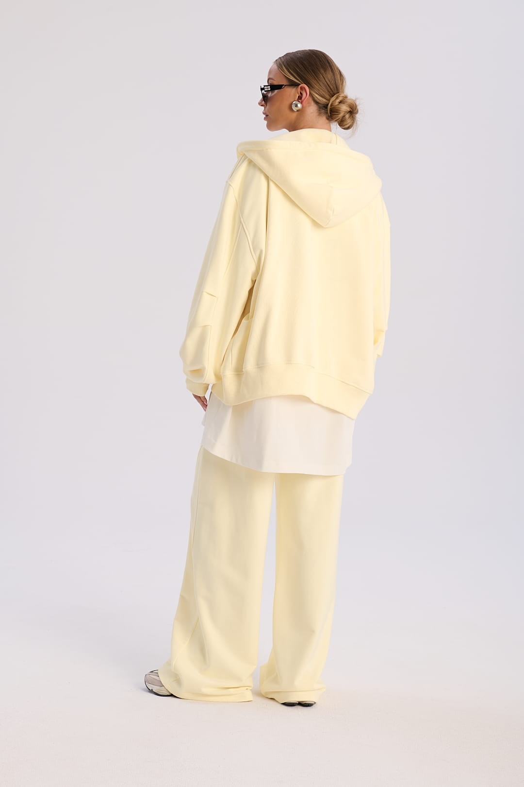 Pastel yellow Oca pants image 3
