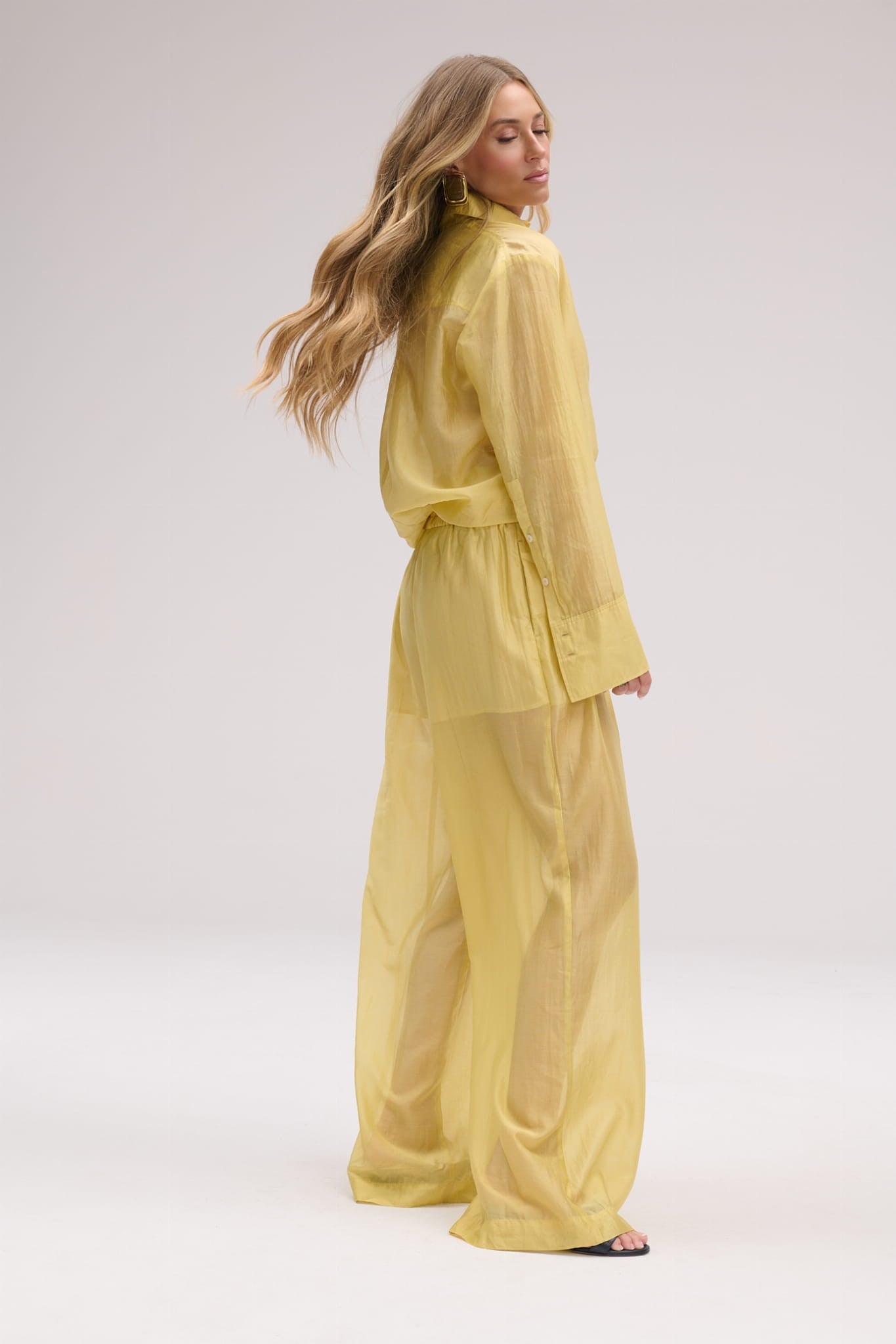 Banana yellow Aire set image 5