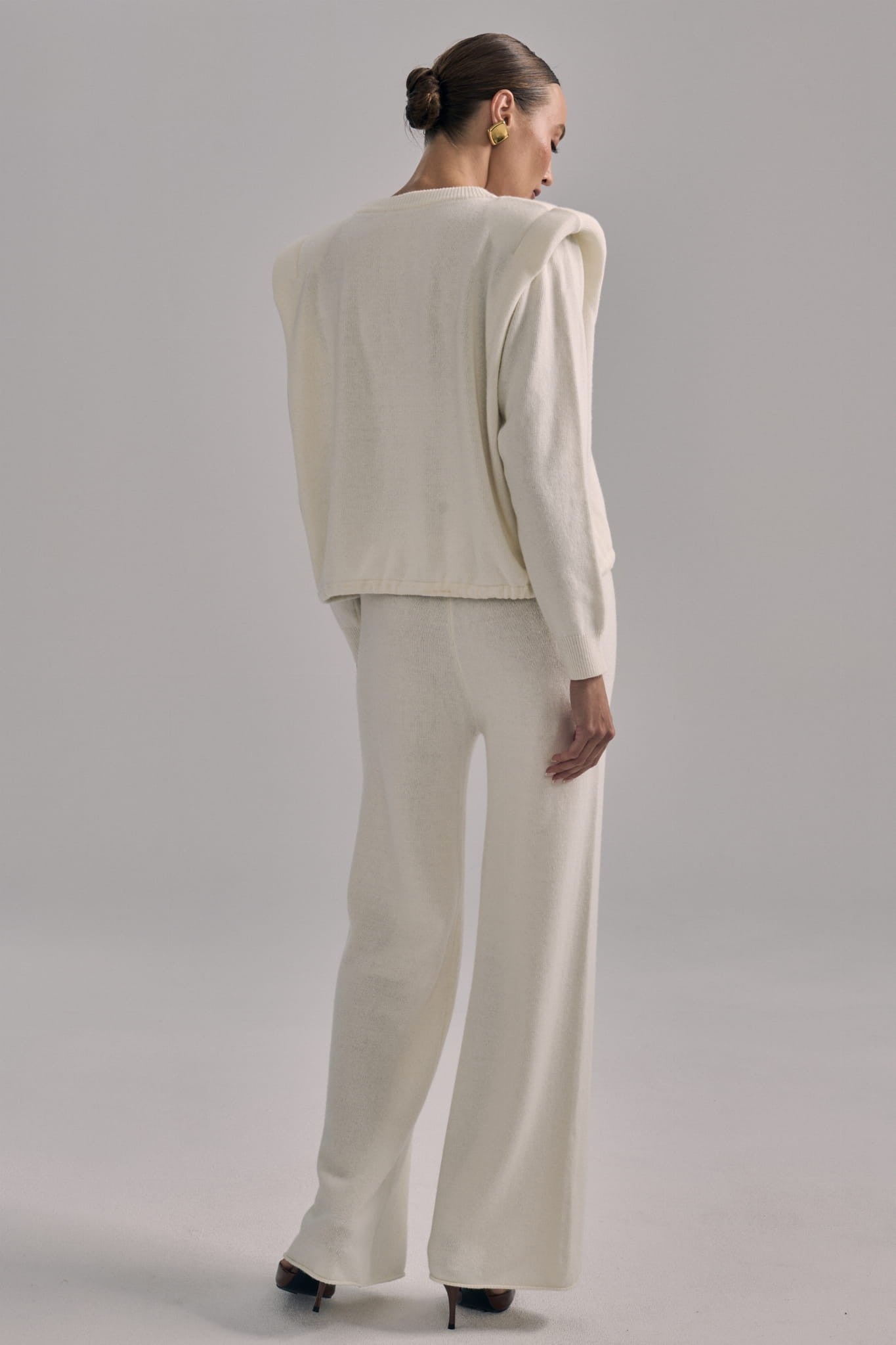 Cream Gaya pants image 3