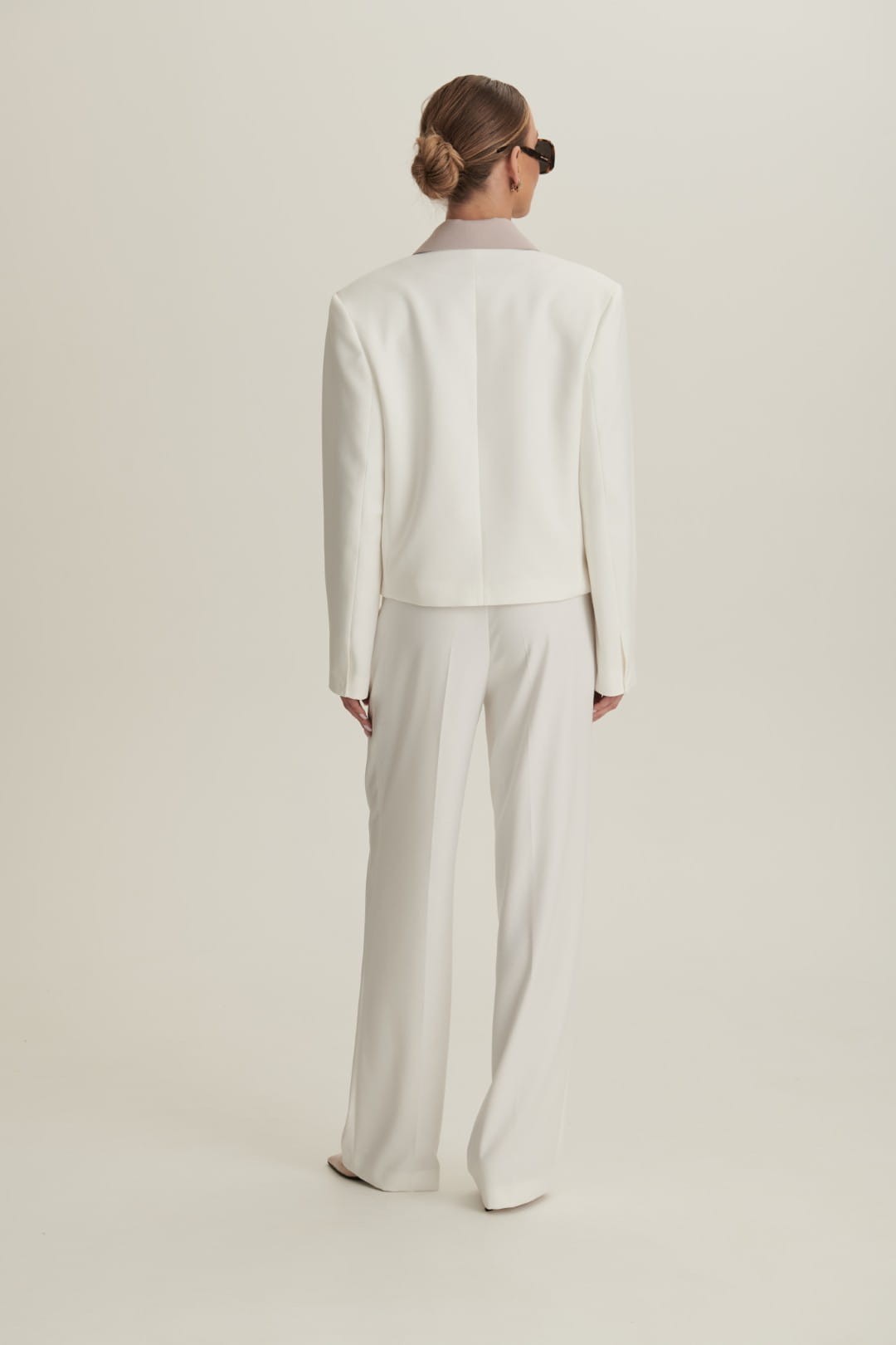 Cream Revers jacket image 4