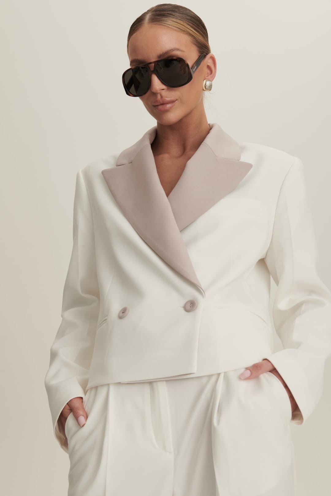 Cream Revers jacket image 6