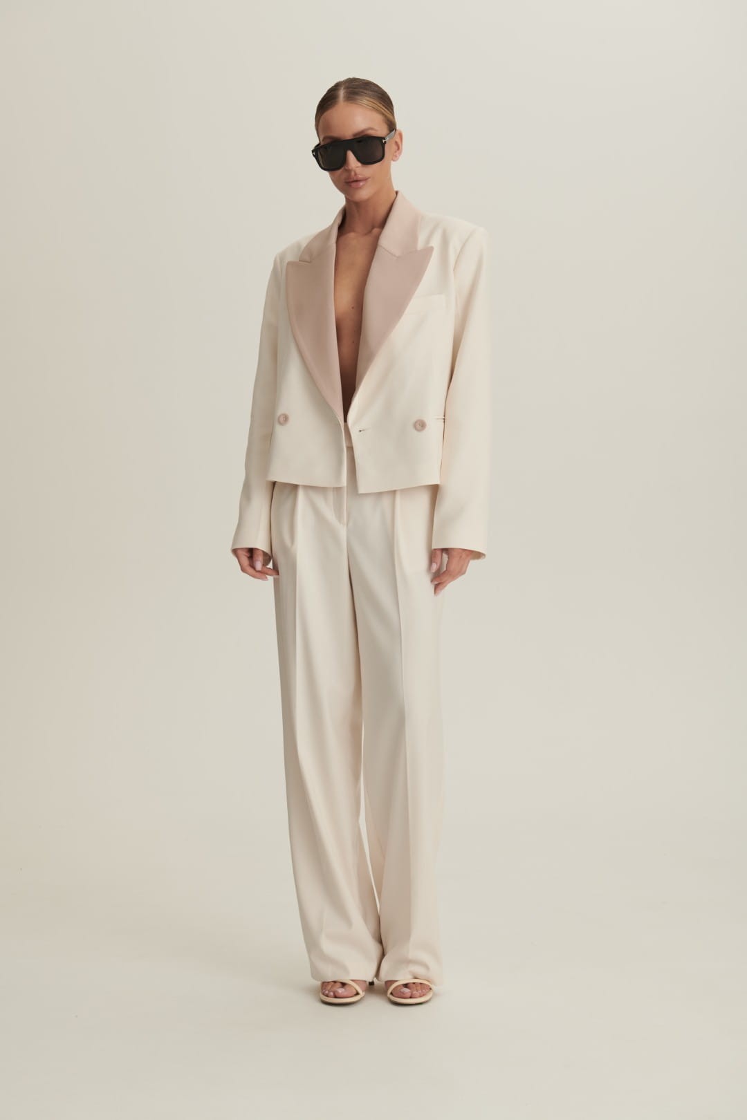 Cream Revers jacket image 3