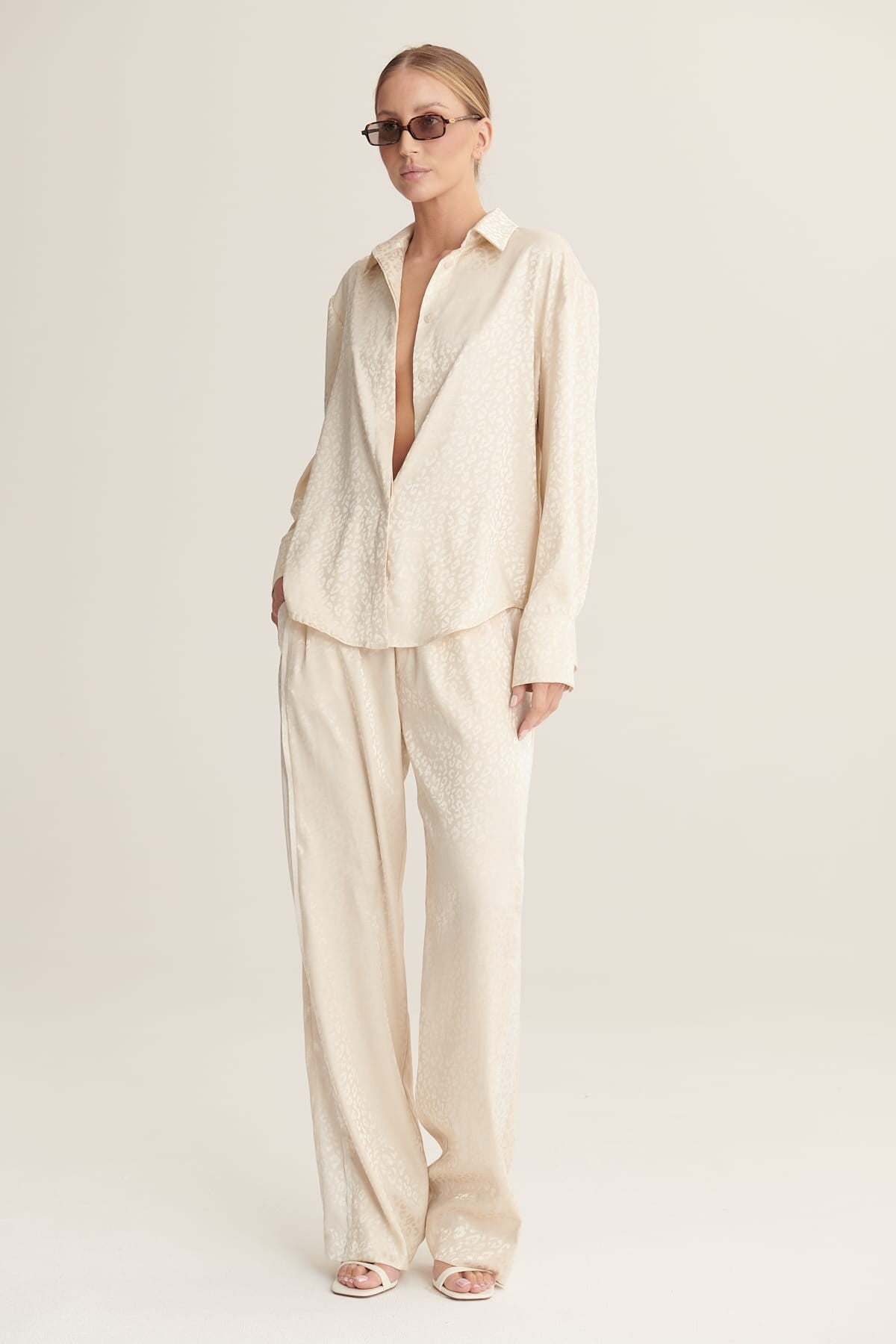 Beige Lampas shirt image 2
