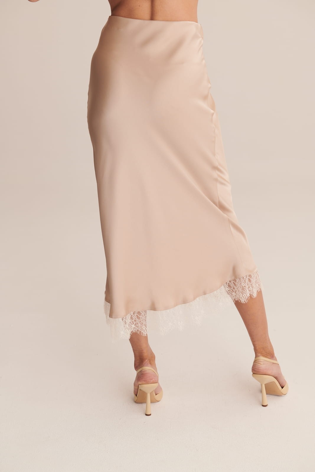 Camel Satin skirt Coco image 7