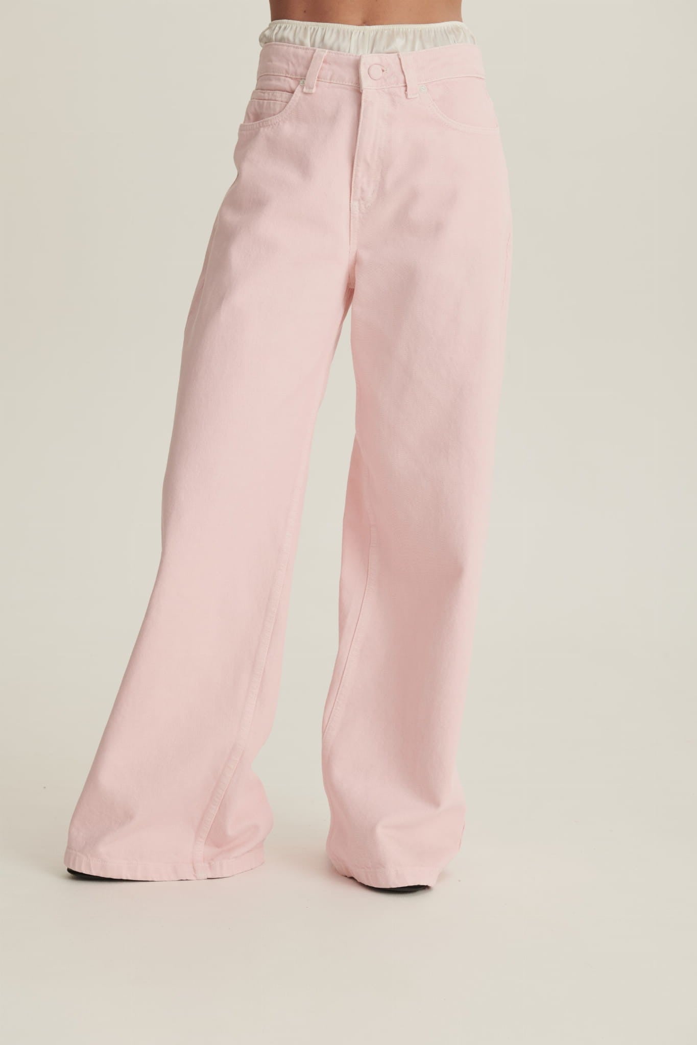 Soft pink Dolly jeans image 4
