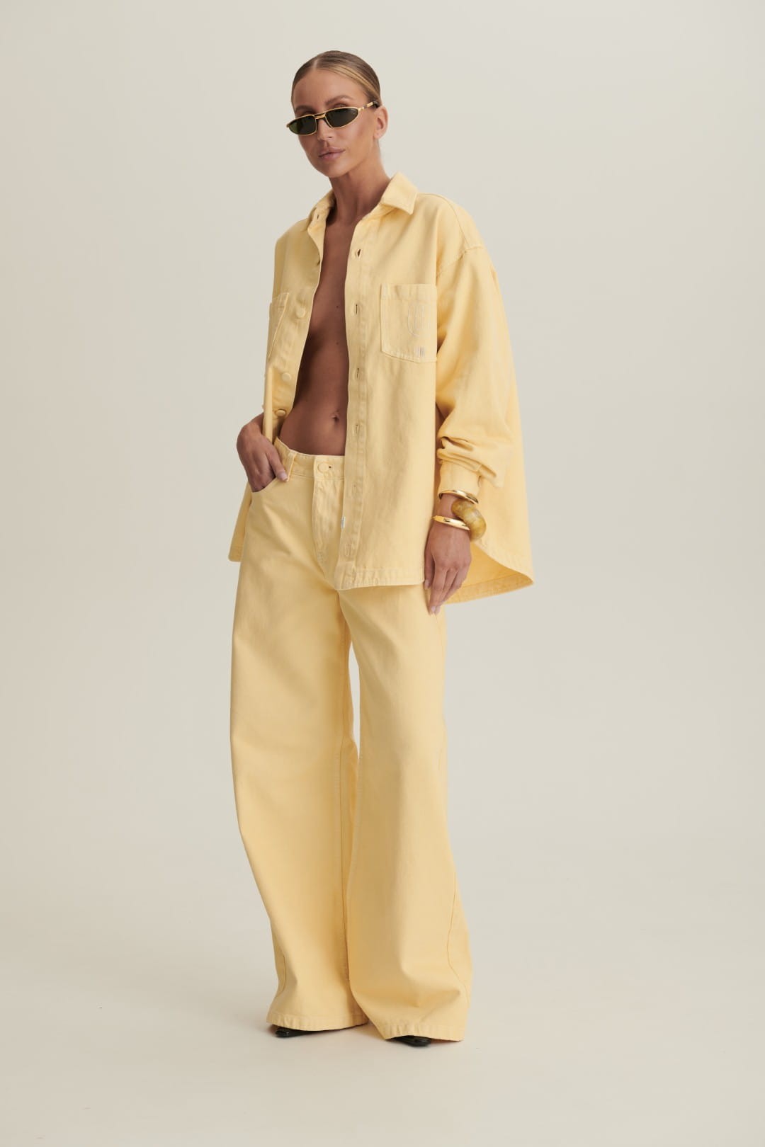 Yellow Dolly jeans image 3