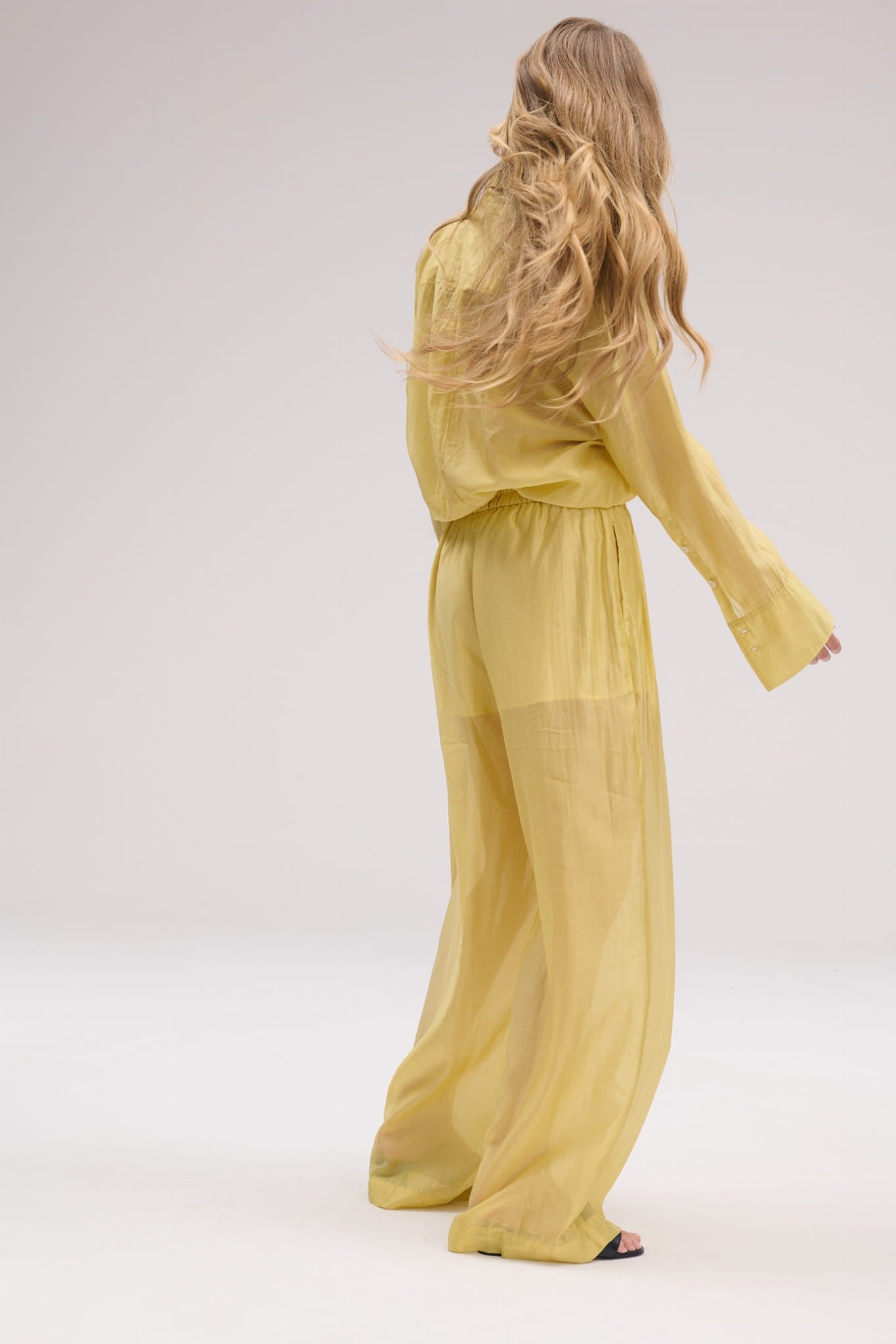 Banana yellow Aire pants image 4