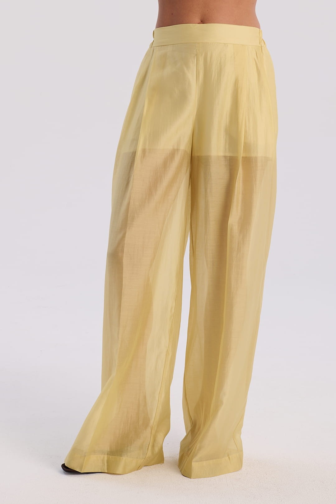 Banana yellow Aire pants image 5
