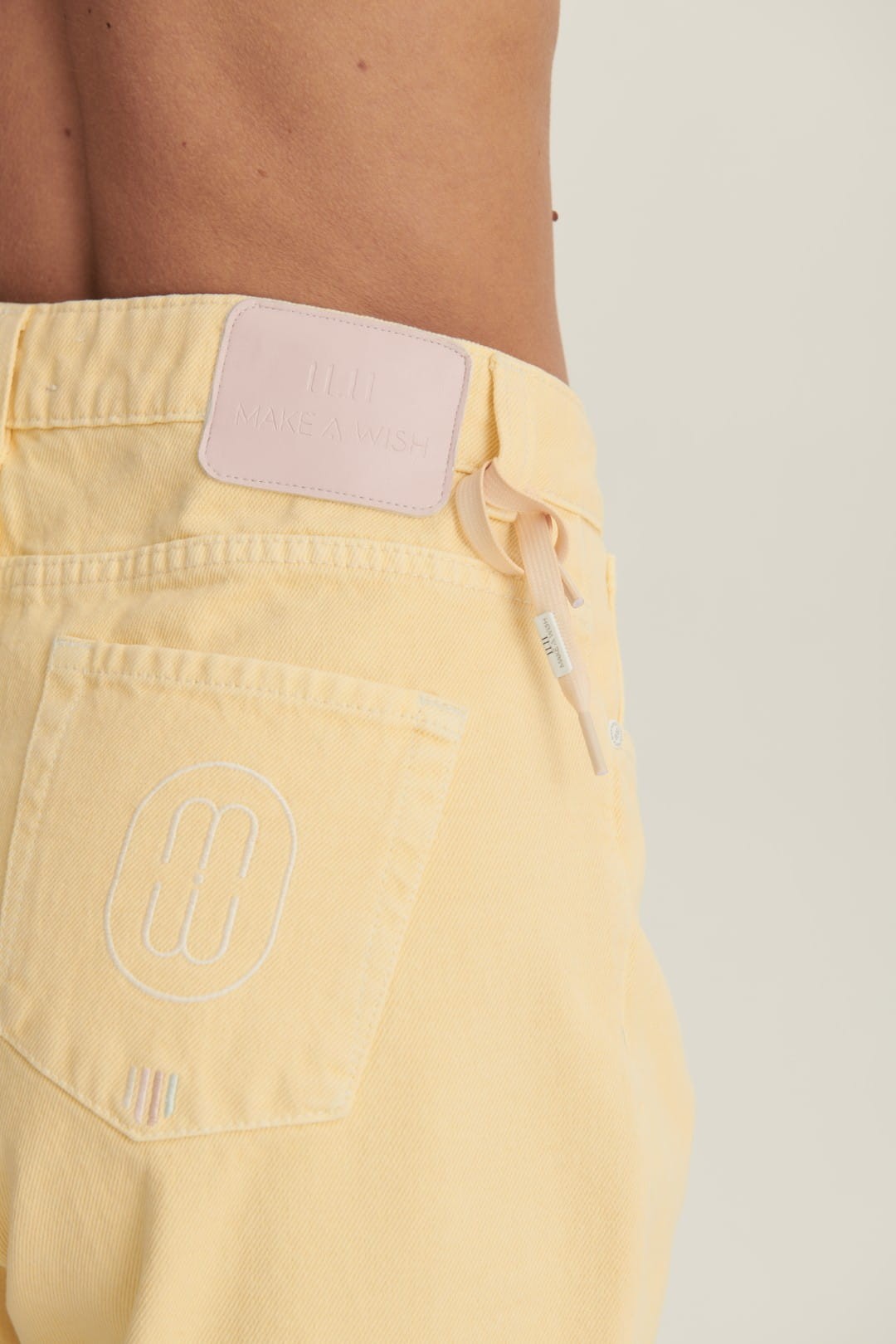 Yellow Jeans Mom Fit image 4