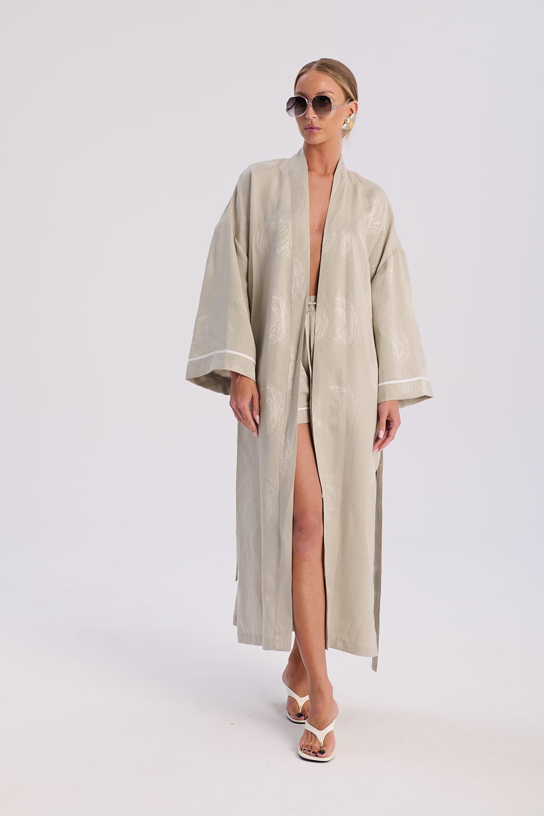 Olive Kimono Rose image 2