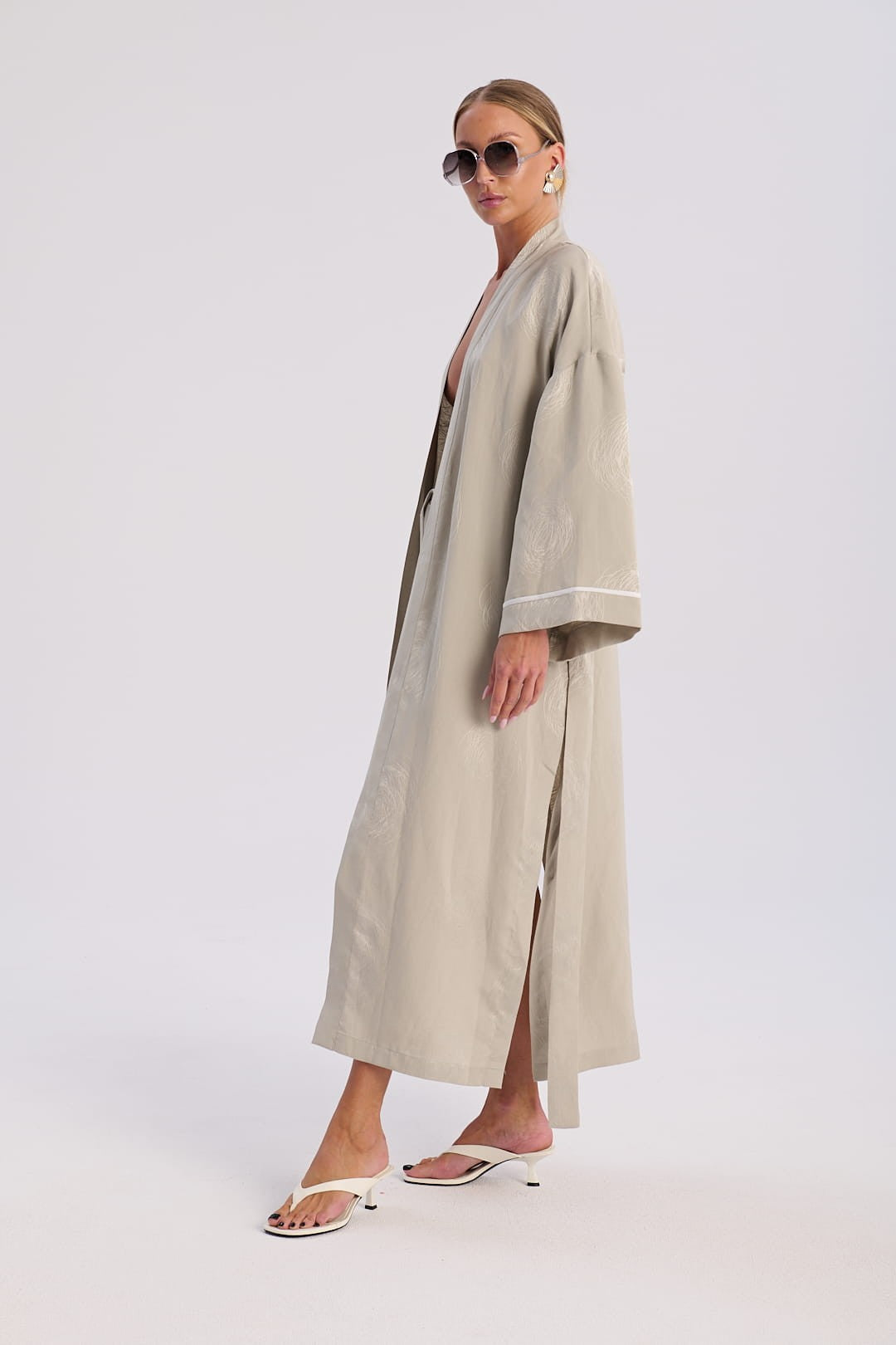 Olive Kimono Rose image 3