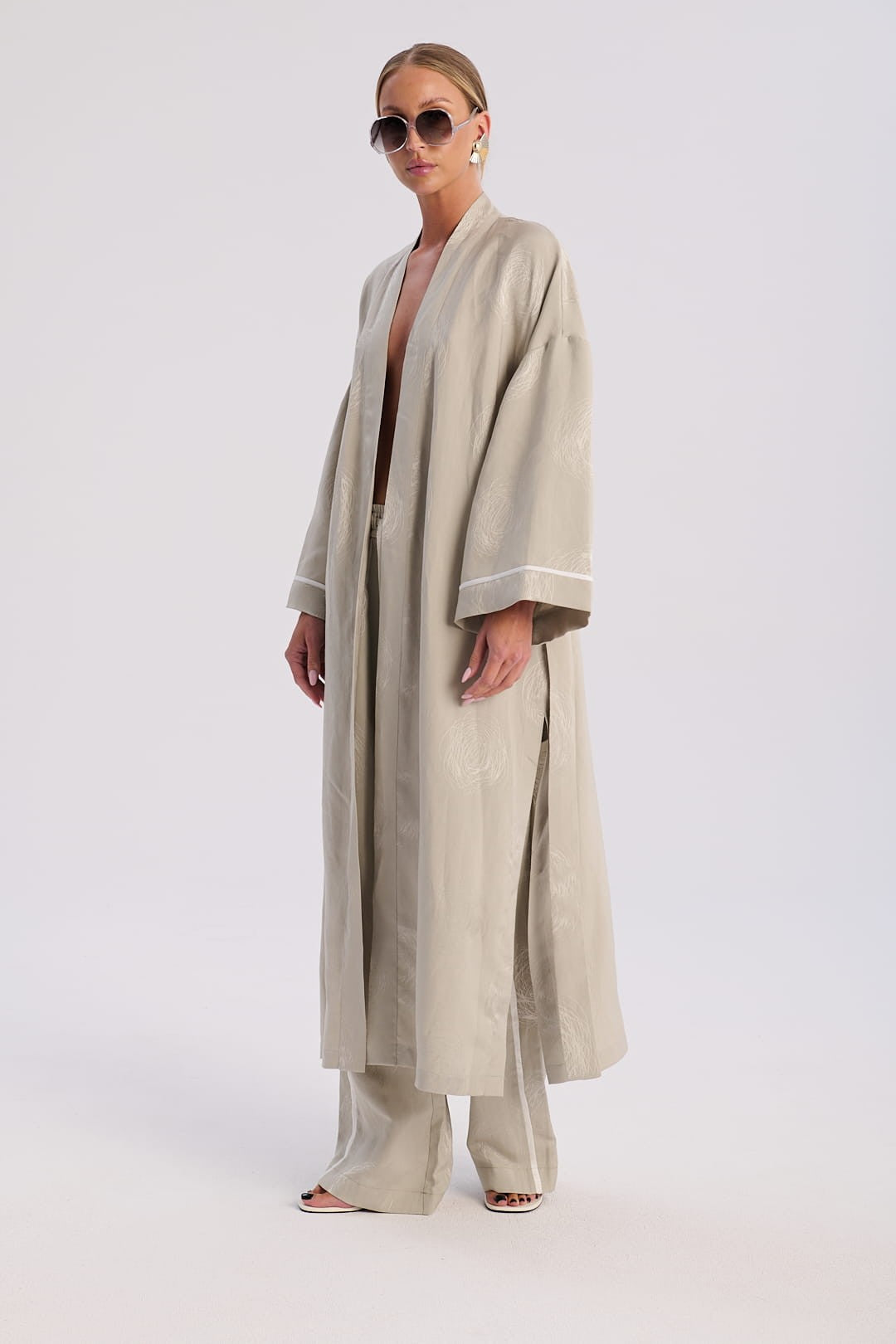 Olive Kimono Rose image 7