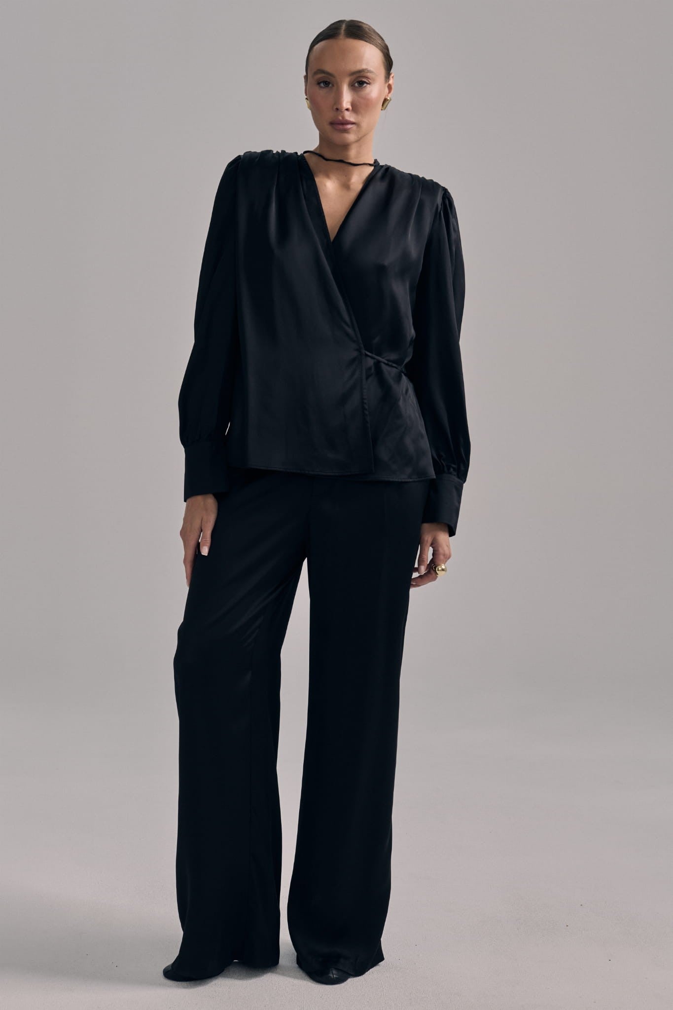 Black Blouse Chloe 2.0 image 1