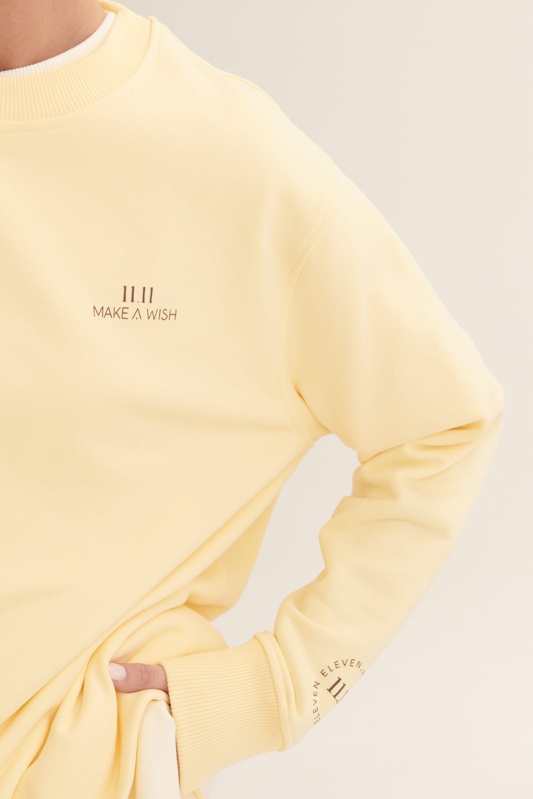 Pastel yellow Delicat sweatshirt image 8