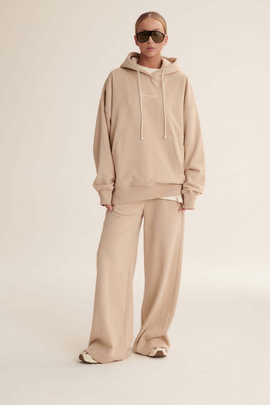Beige Noe logo sweatshirt image 1