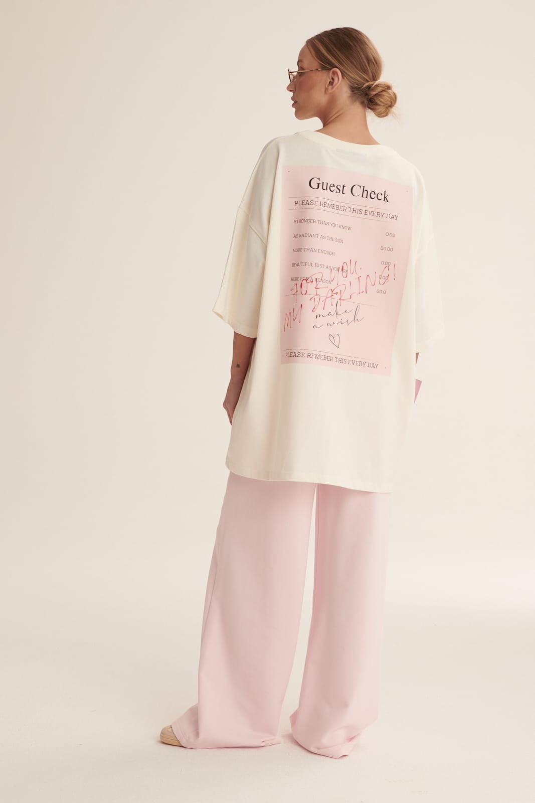 Ecru Oversize T shirt Guest image 1