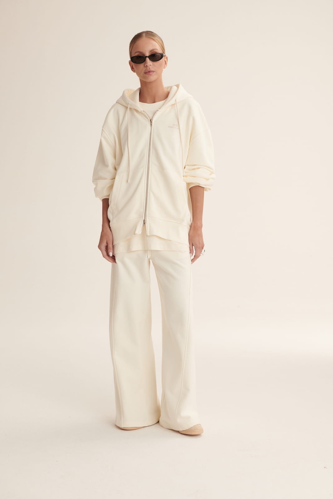 Cream Duo pants image 3