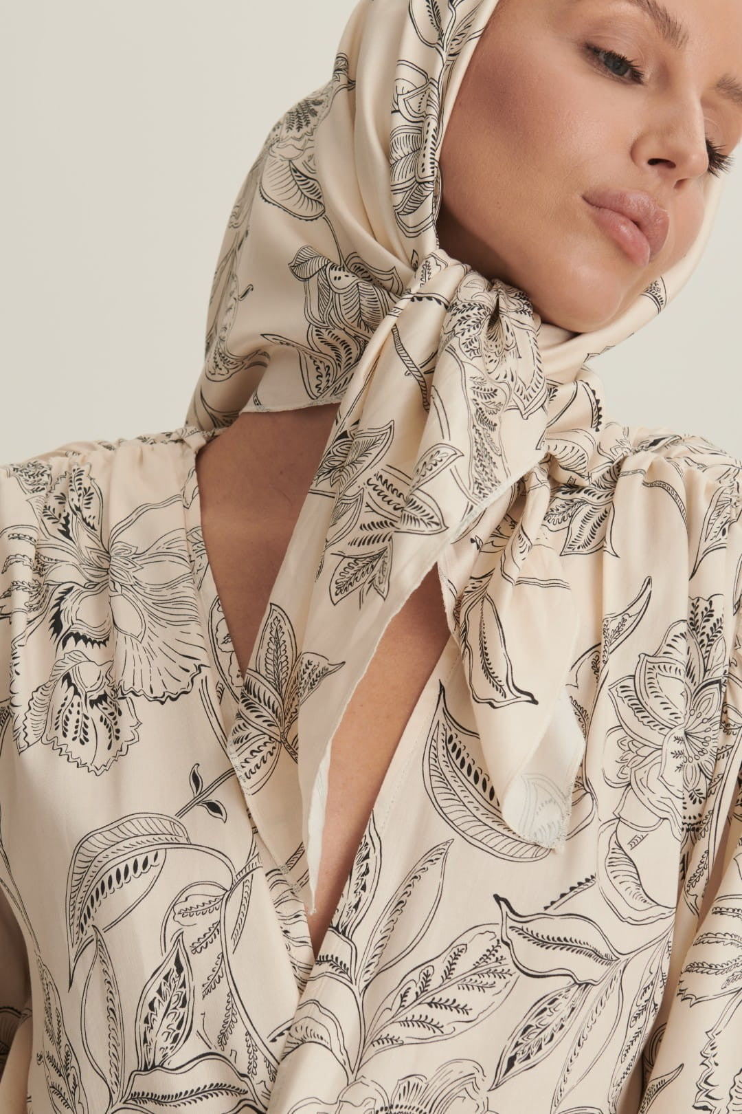 Patterned Chloe scarf image 1