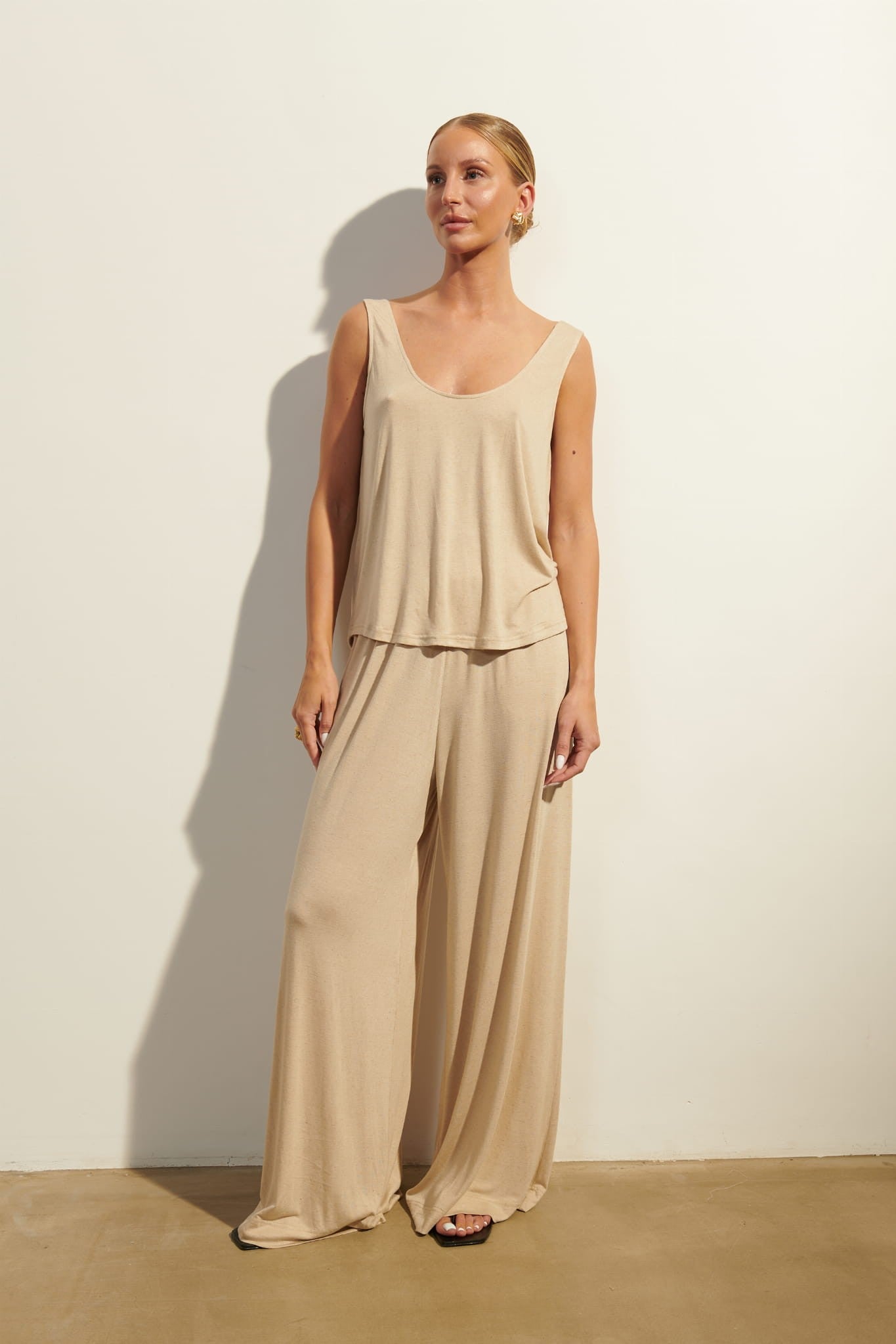 Beige Nefri set image 4