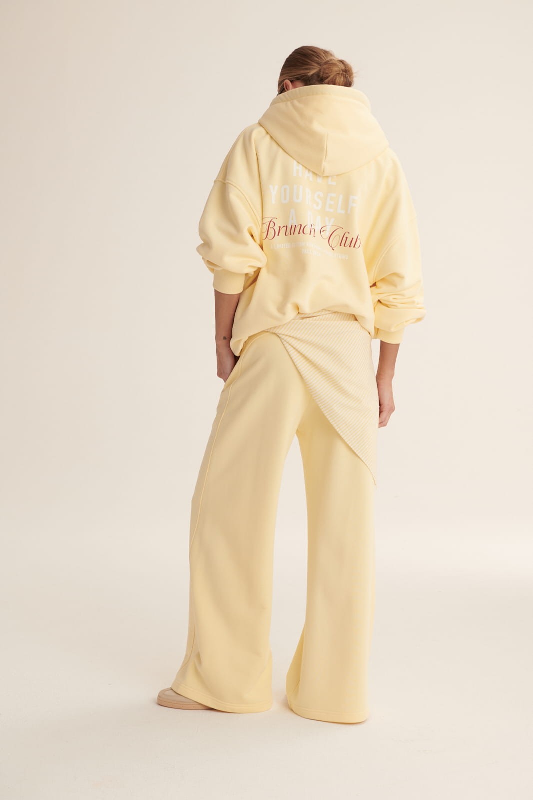 Yellow Brunch sweatshirt image 2