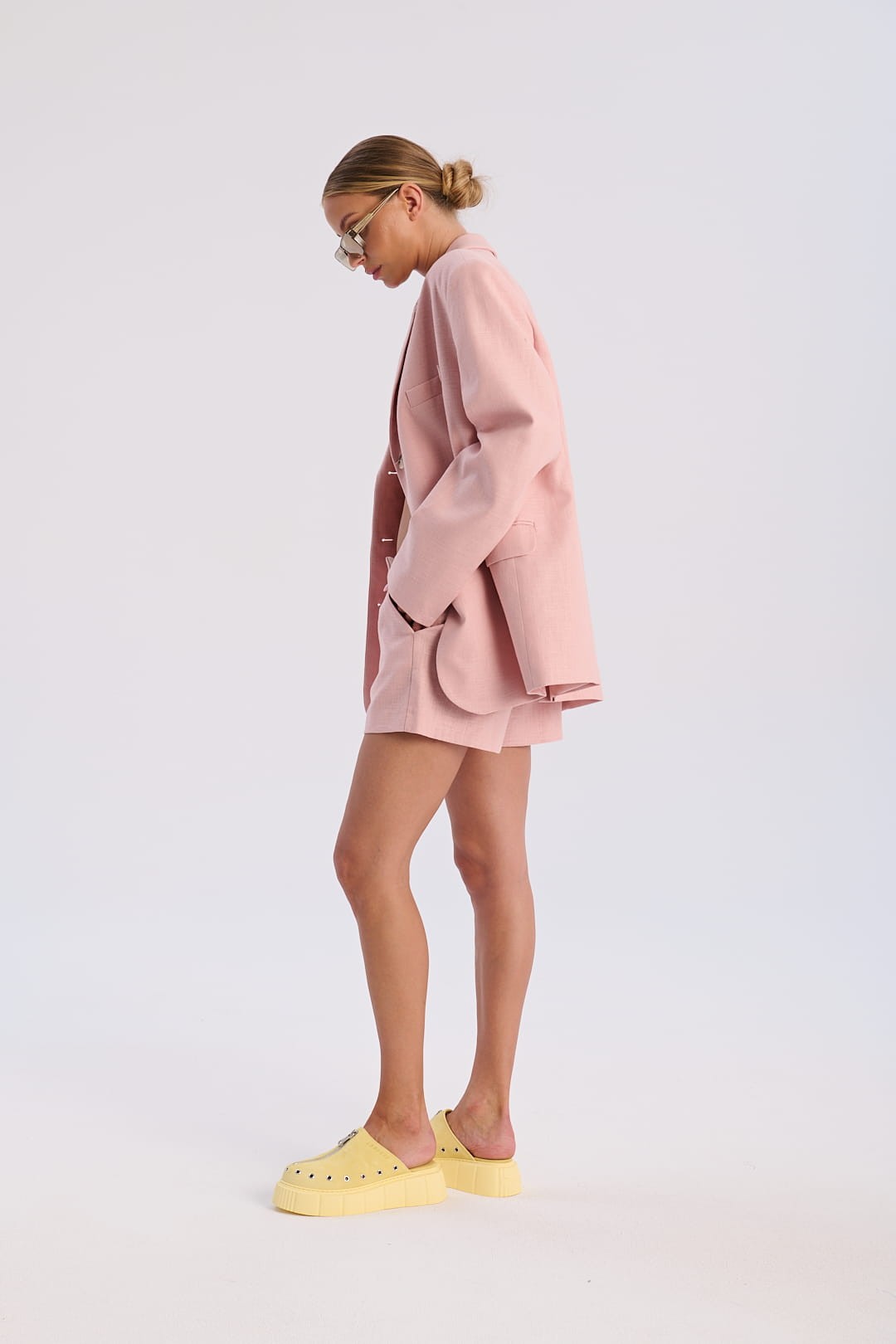 Pink Sansa shorts image 4