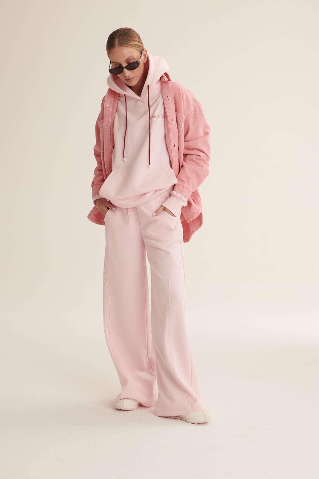 Soft pink Brunch sweatshirt image 3