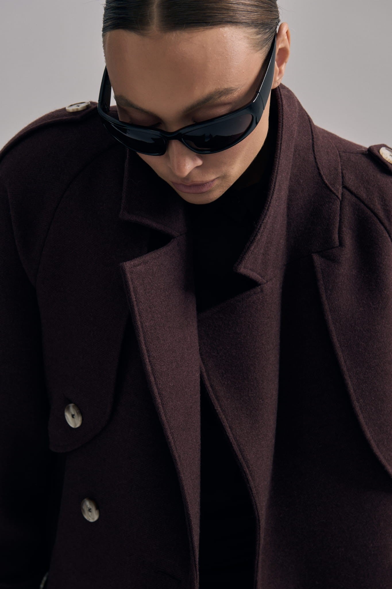 Brown Over tied coat image 5