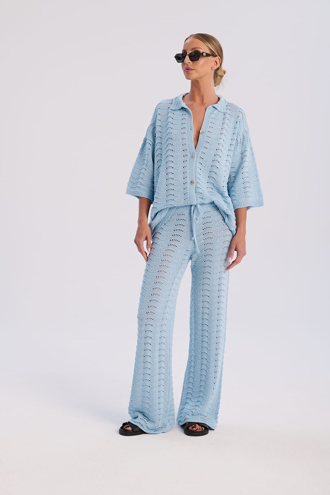 Pale blue Luna set image 3