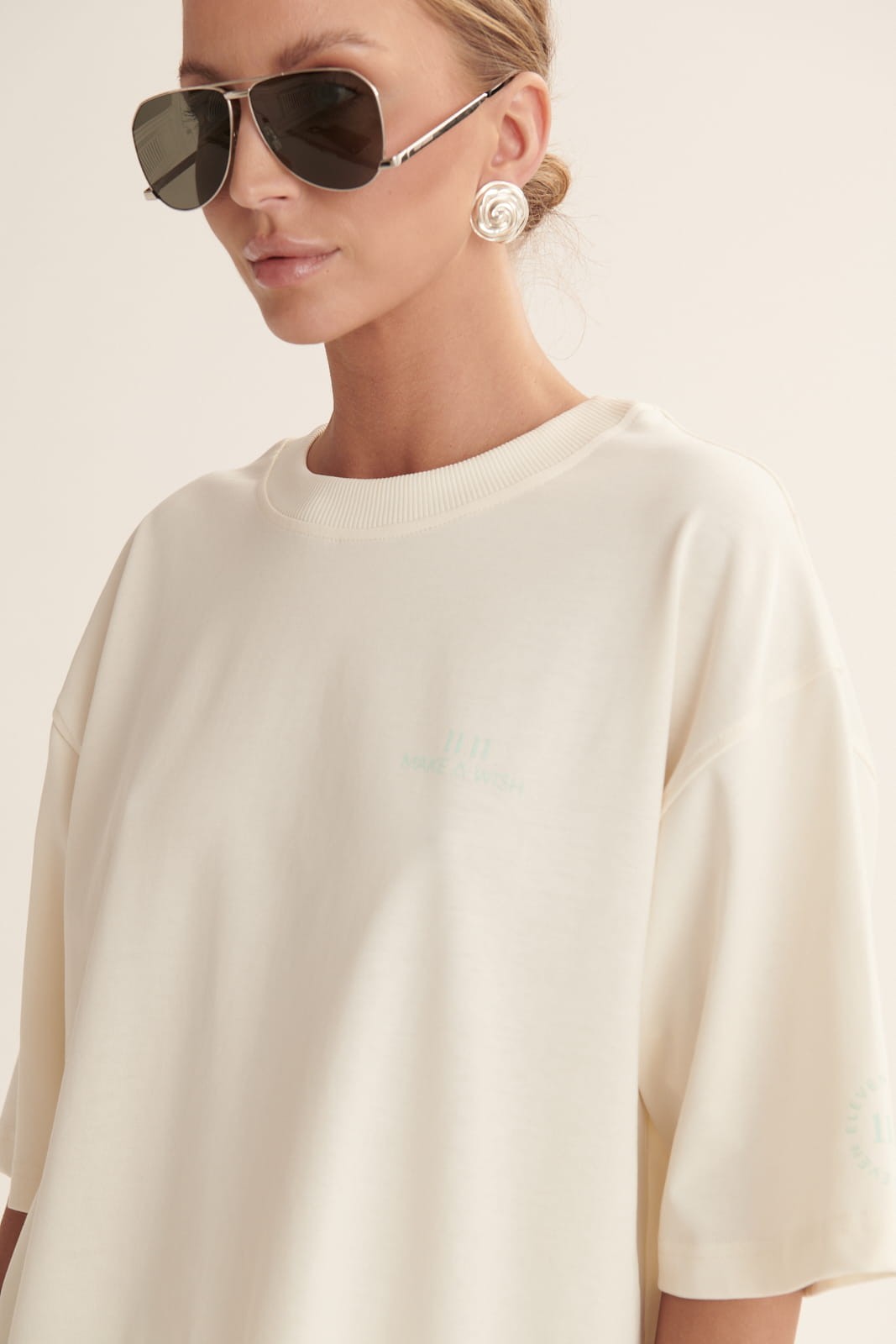 Mint T shirt Logo image 3