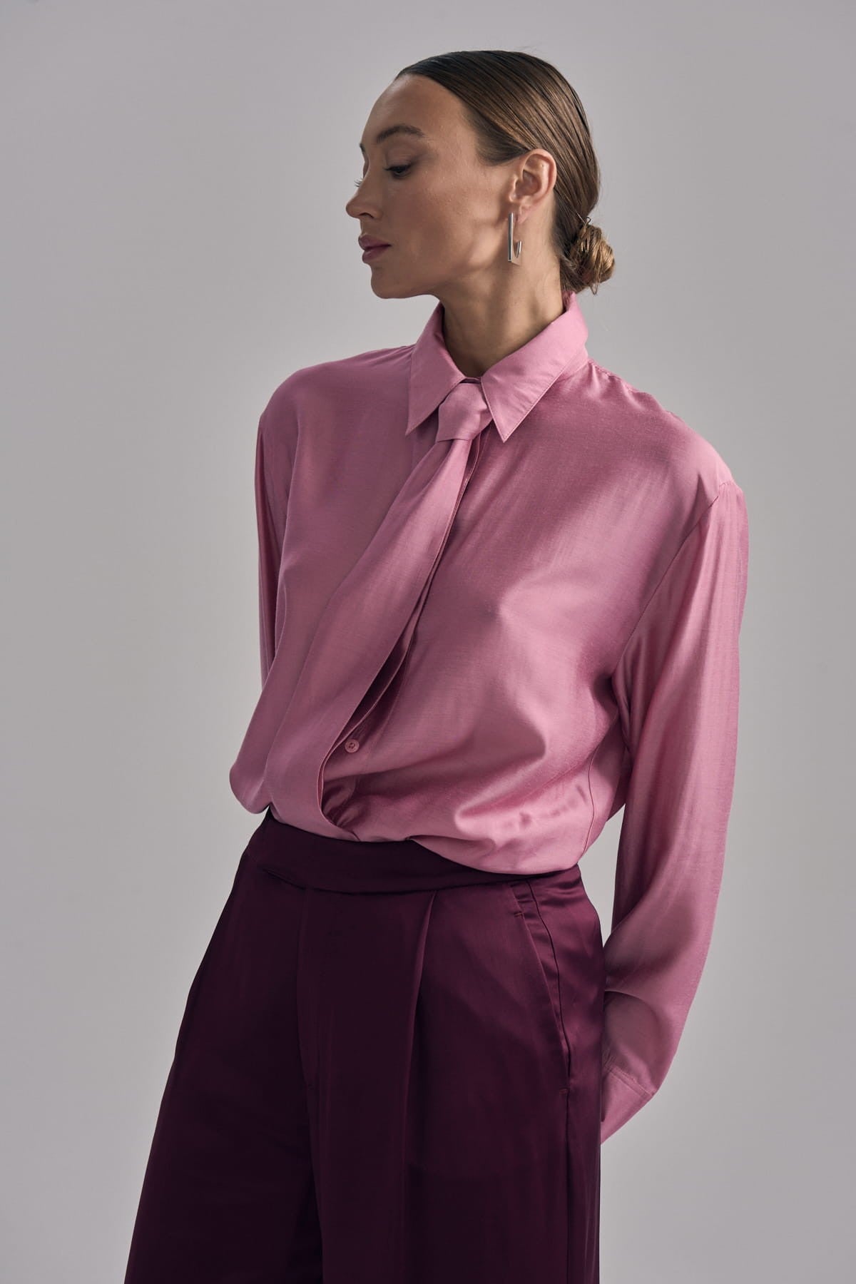 Pink Tie shirt image 3