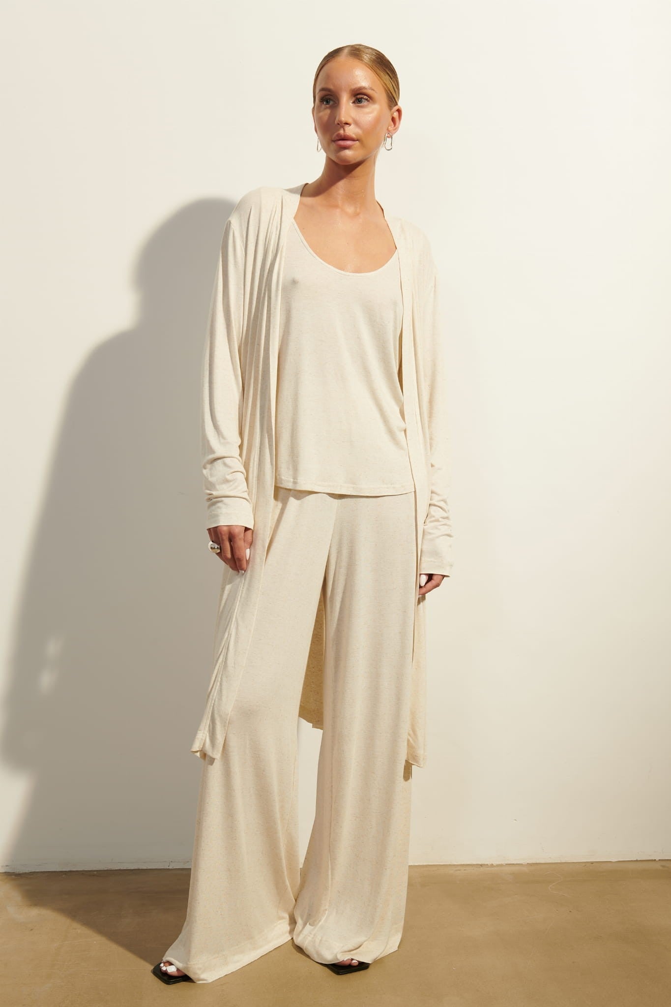 Cream Nefri set image 1
