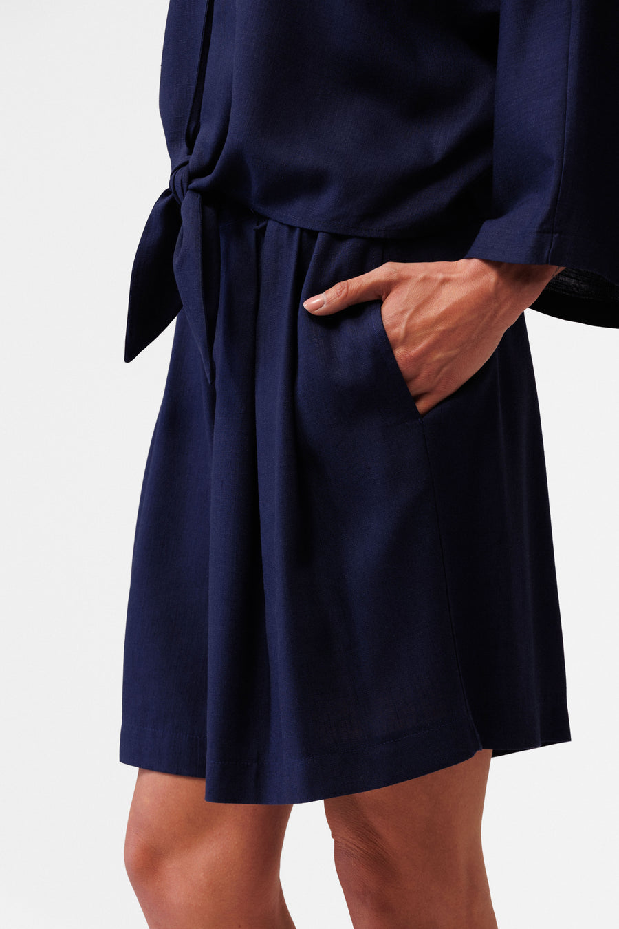 Linen bermuda shorts