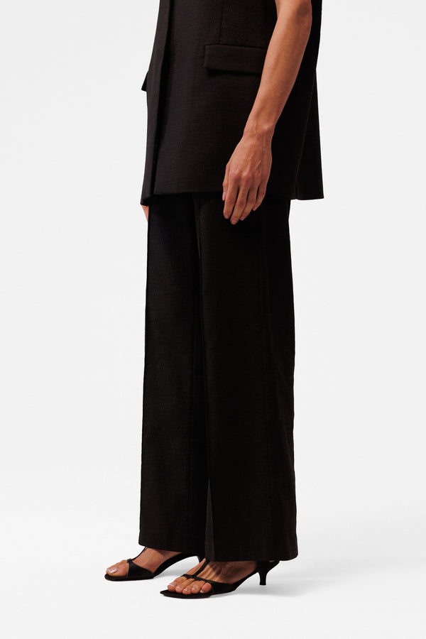 Structured trousers