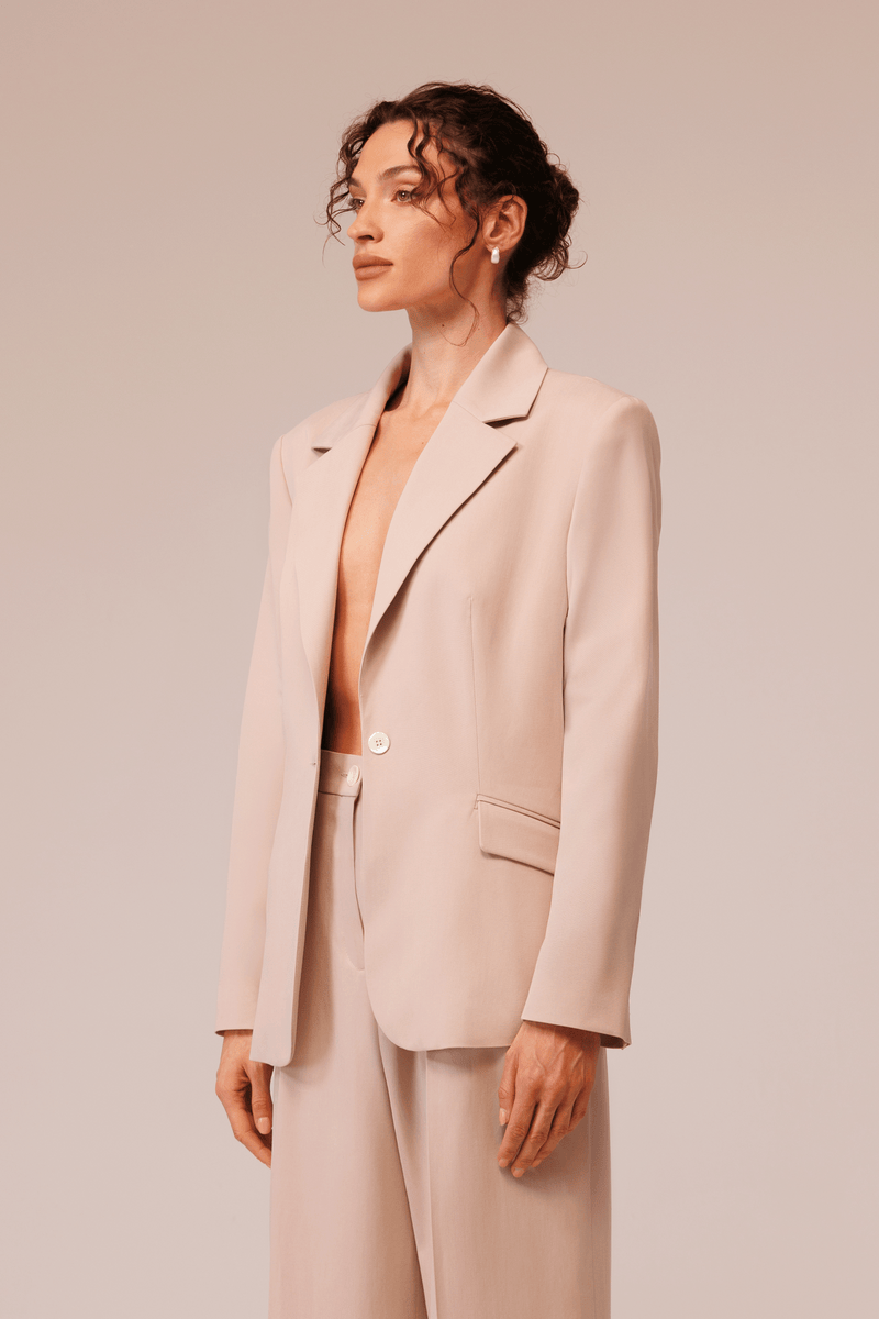 Marynarka z miękkim taliowaniem