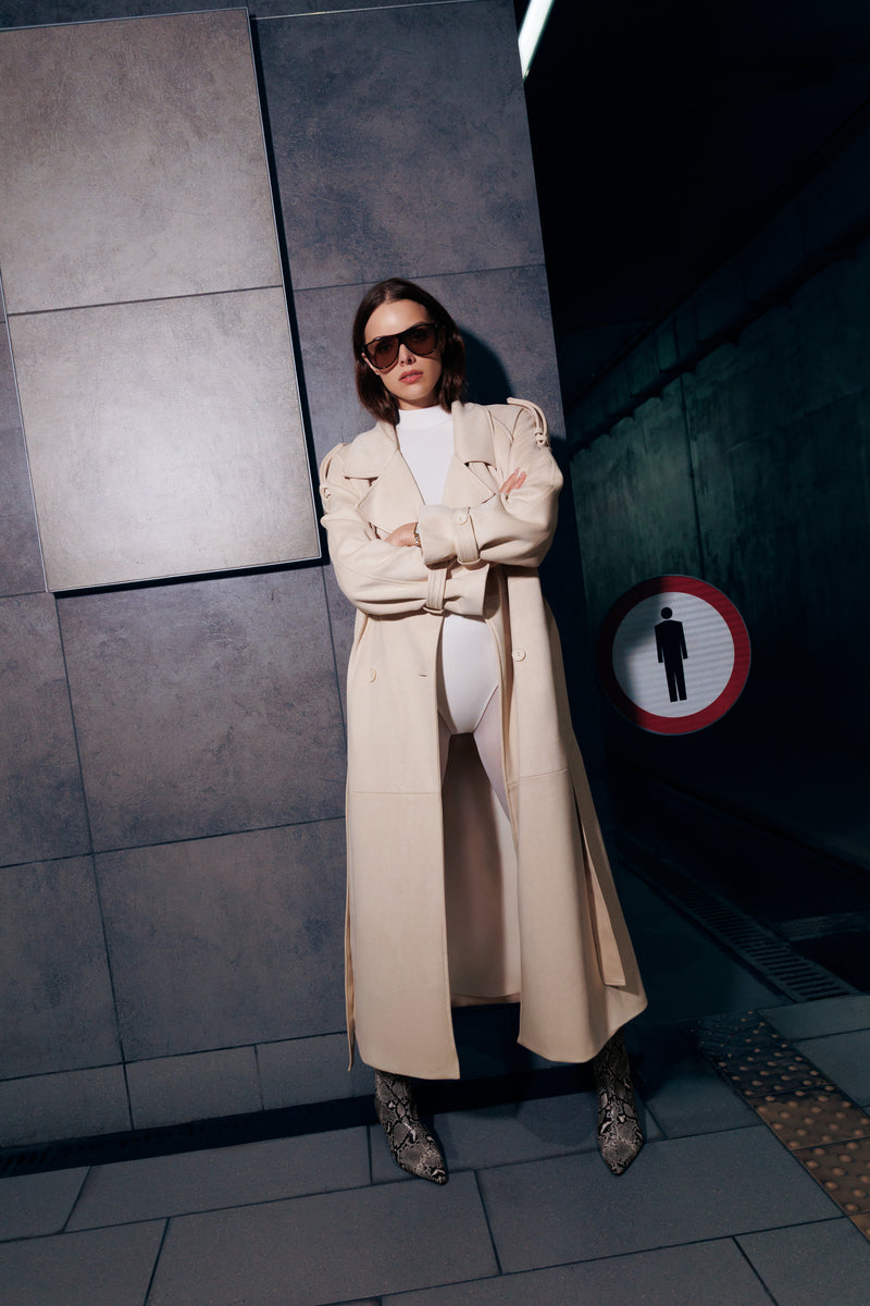 Płaszcz z bawełnianej skóry zamszowej jasny beż