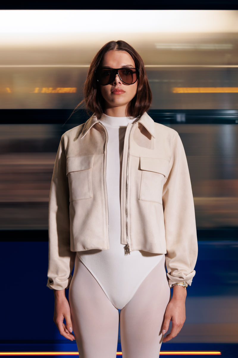 Kurtka z bawełnianej skóry zamszowej w kolorze jasnego beżu