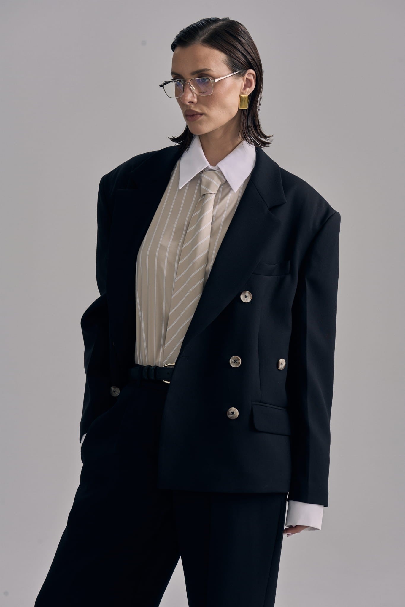 Black Aurora jacket image 2