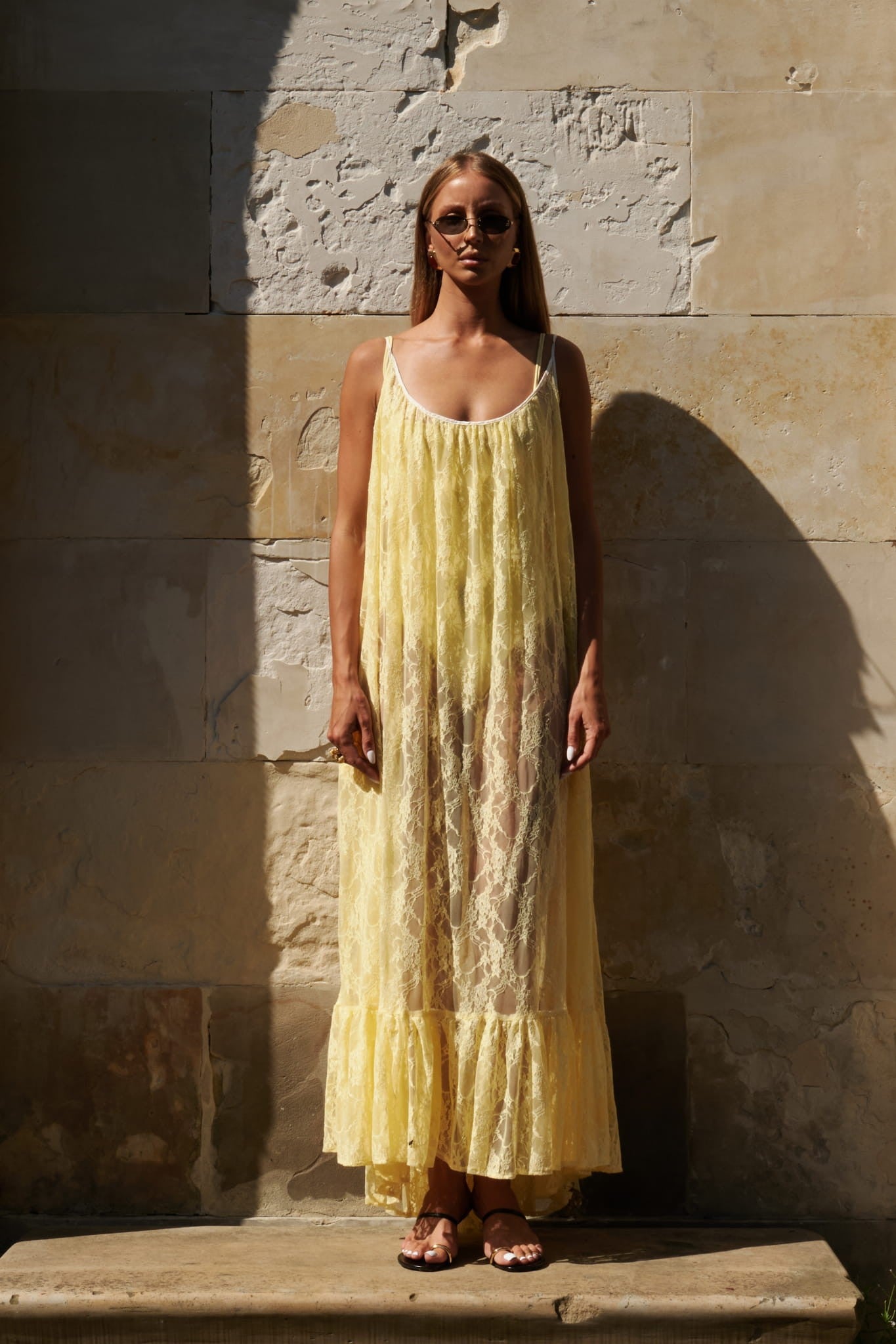 Yellow Dress Roma image 1