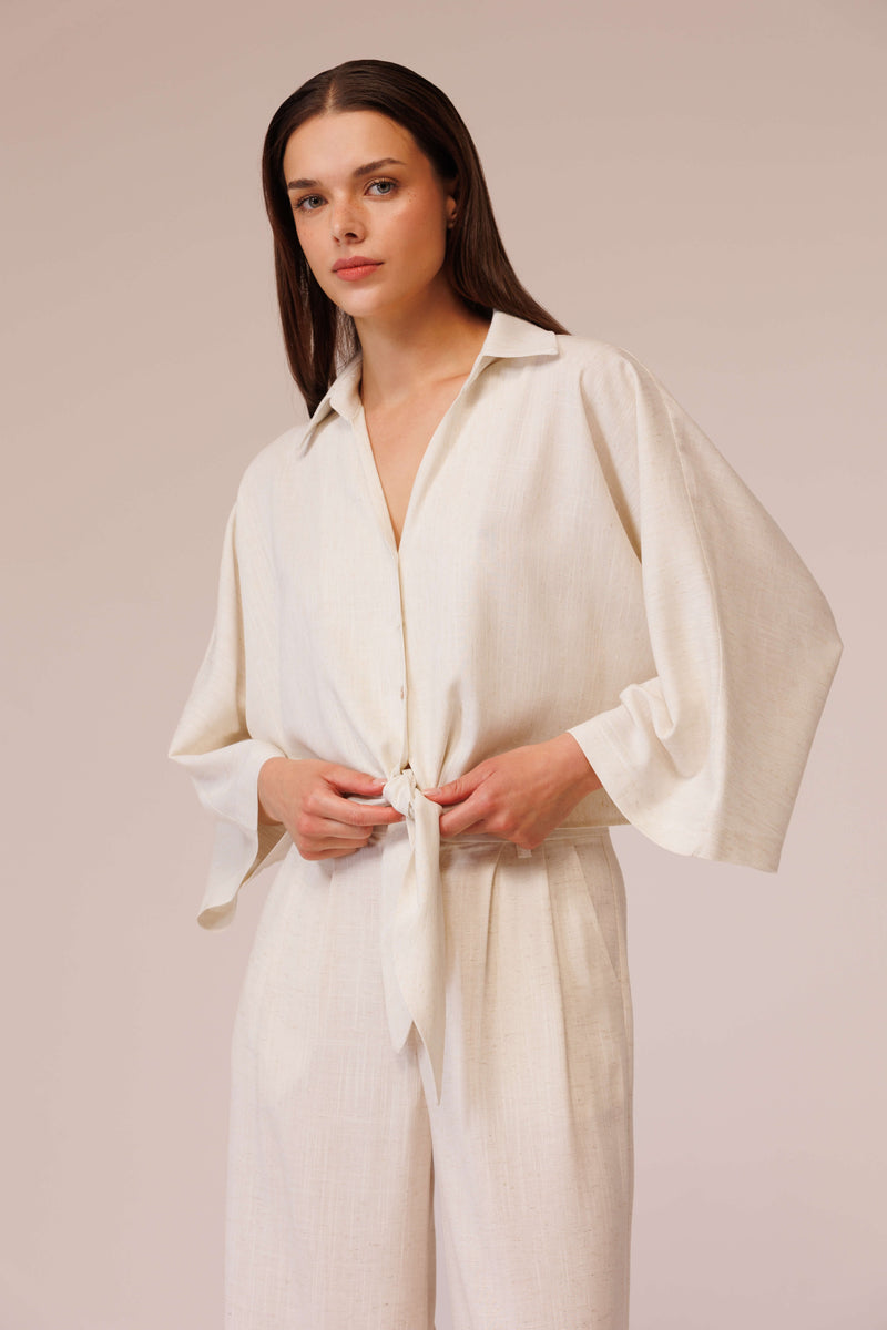 قميص كتان قصير برباط