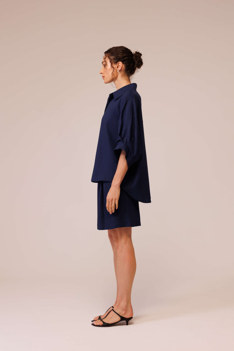 شورت برمودا من الكتان