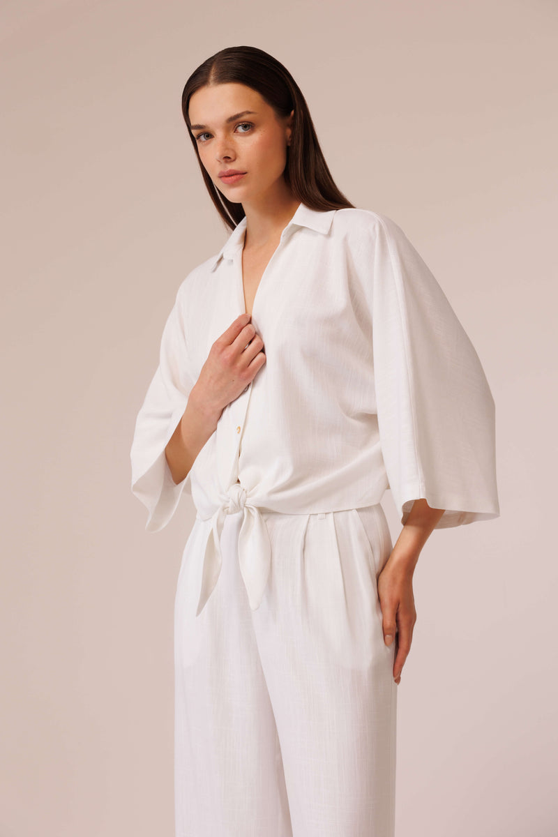 قميص كتان قصير برباط