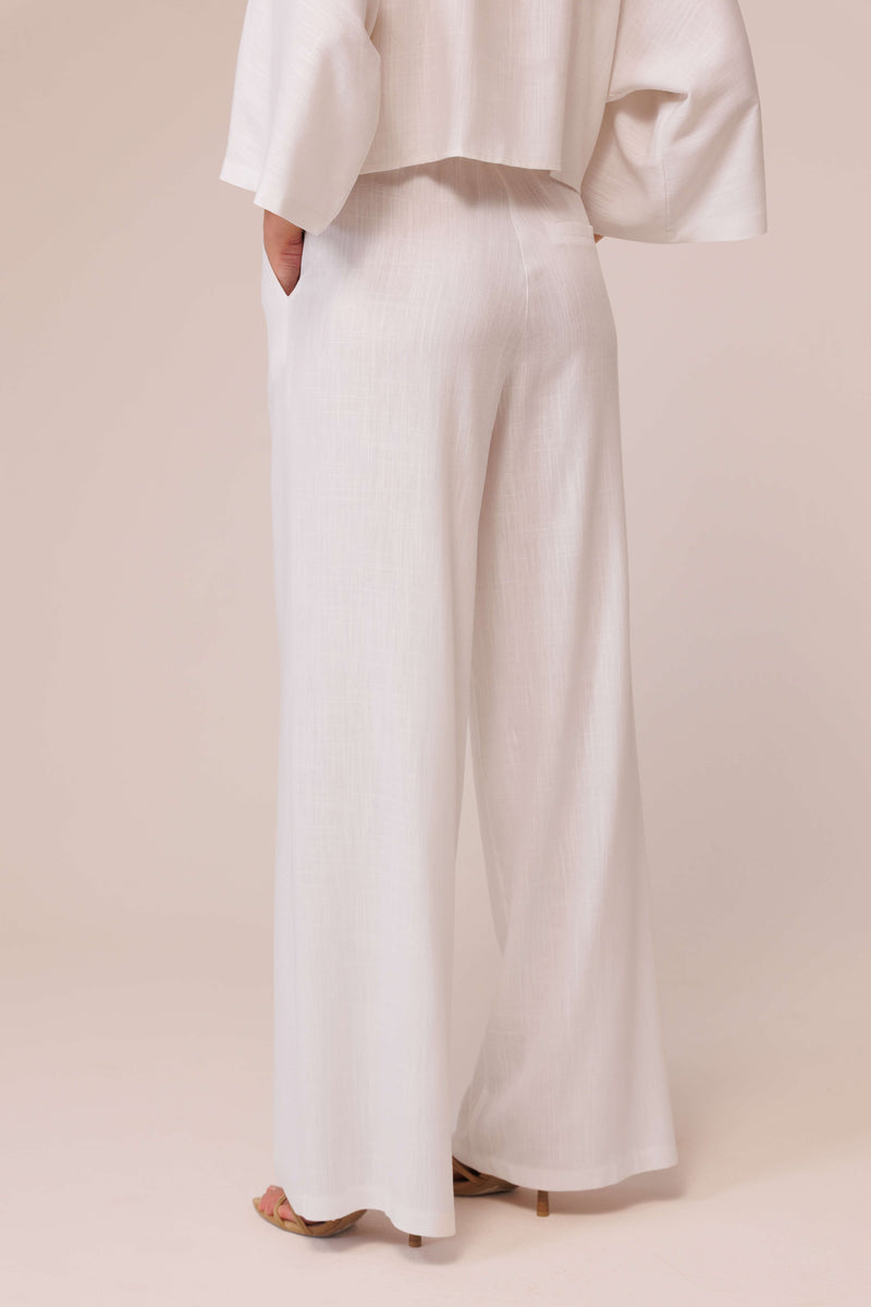 بنطلون بالازو من الكتان