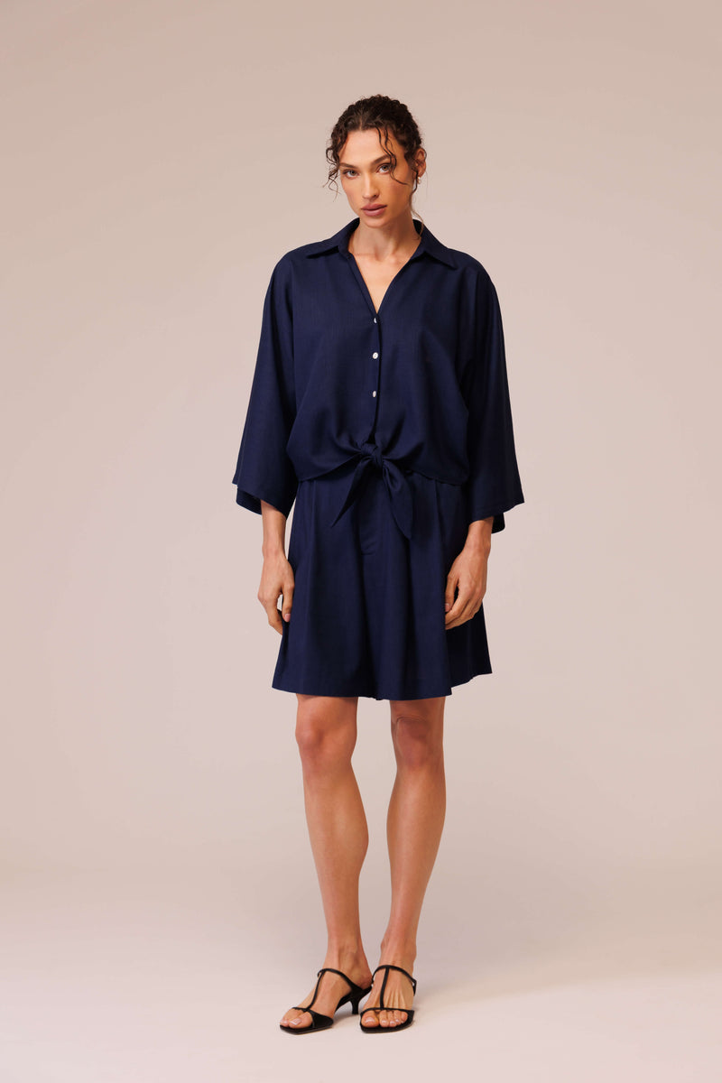 قميص كتان قصير برباط