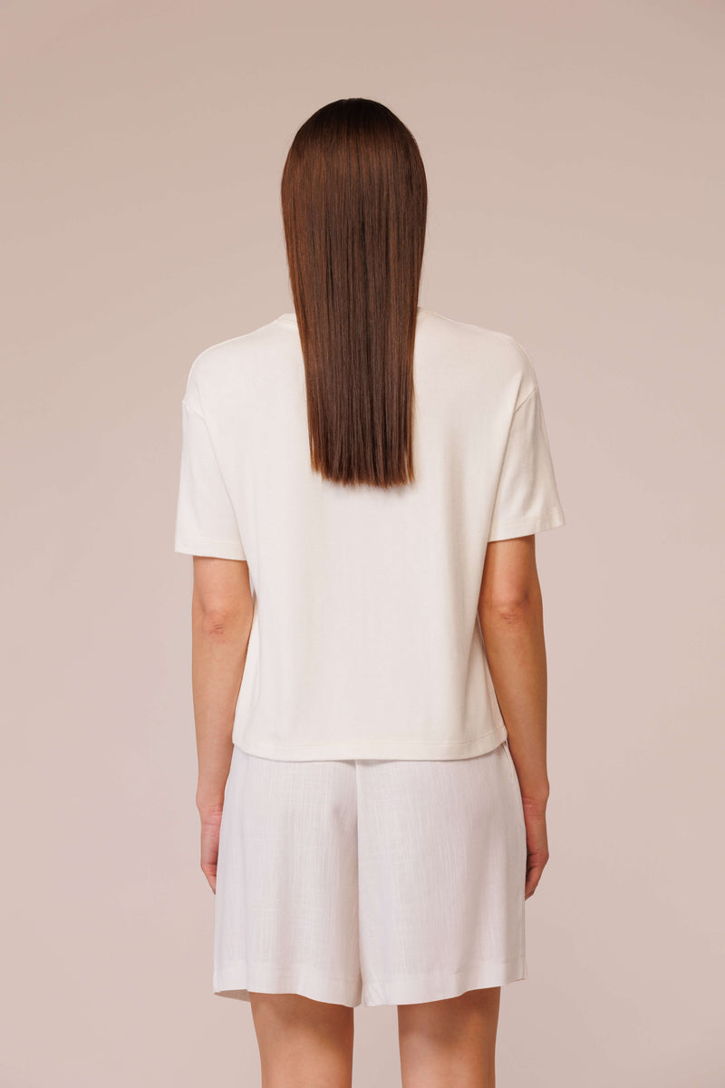 بلوزة متدفقة