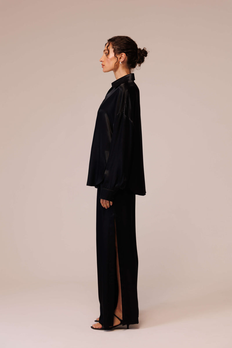 قميص ساتان فضفاض