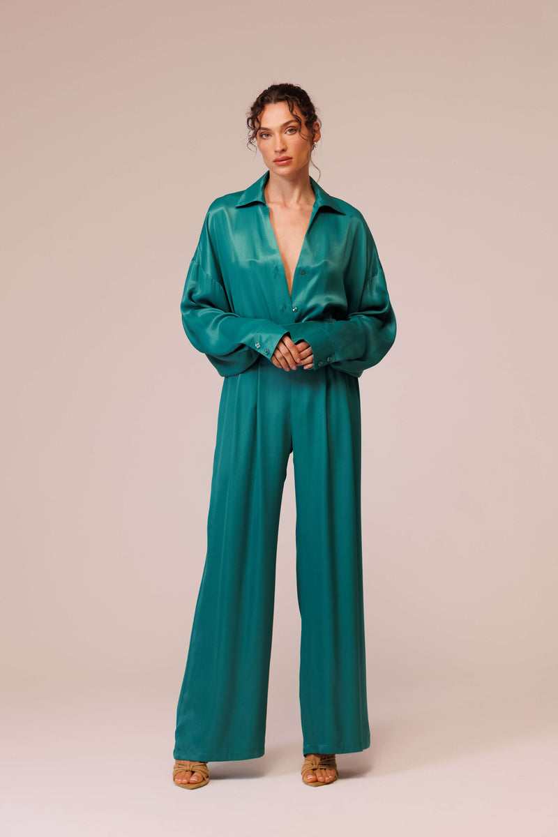 قميص ساتان فضفاض