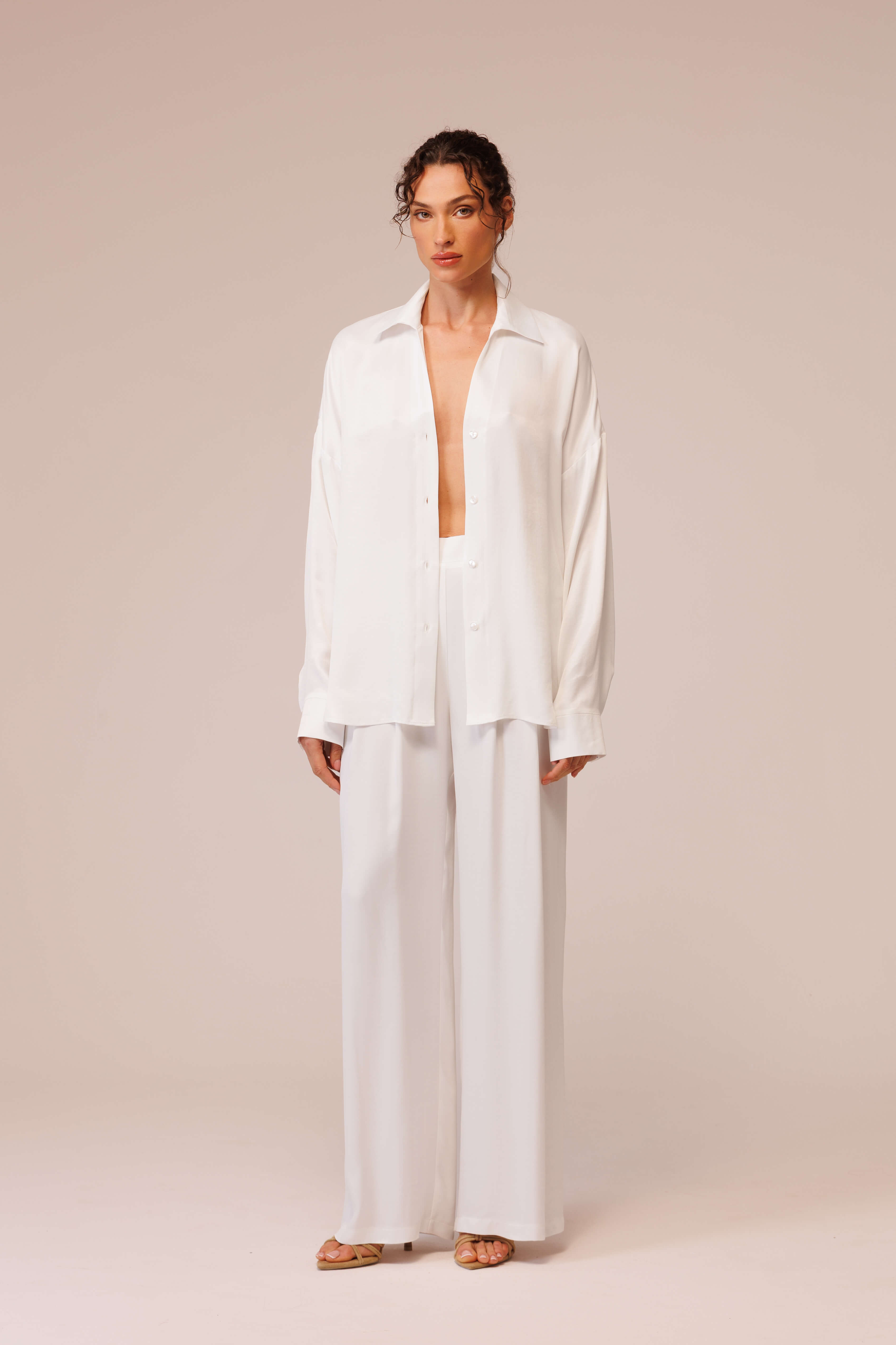 قميص ساتان فضفاض