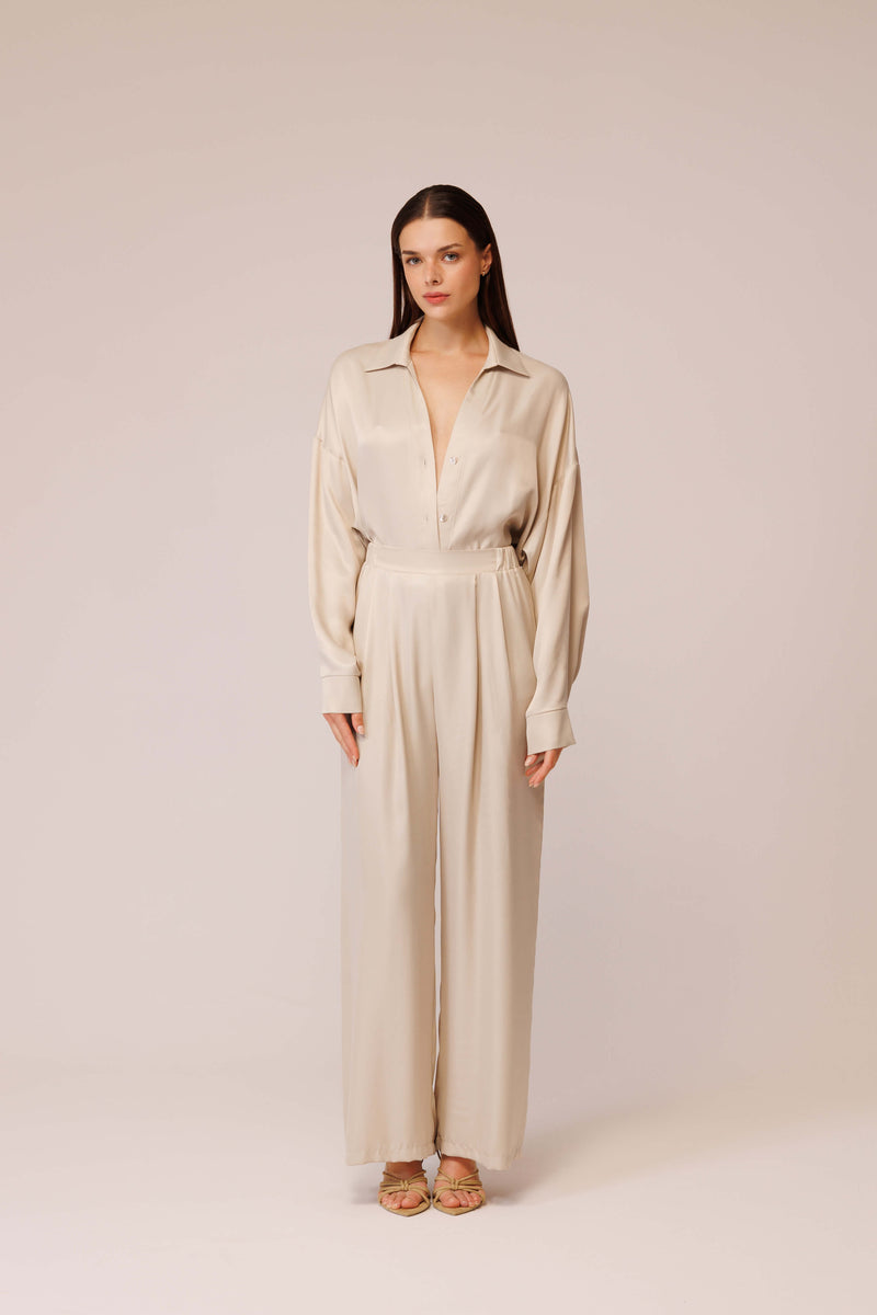 قميص ساتان فضفاض